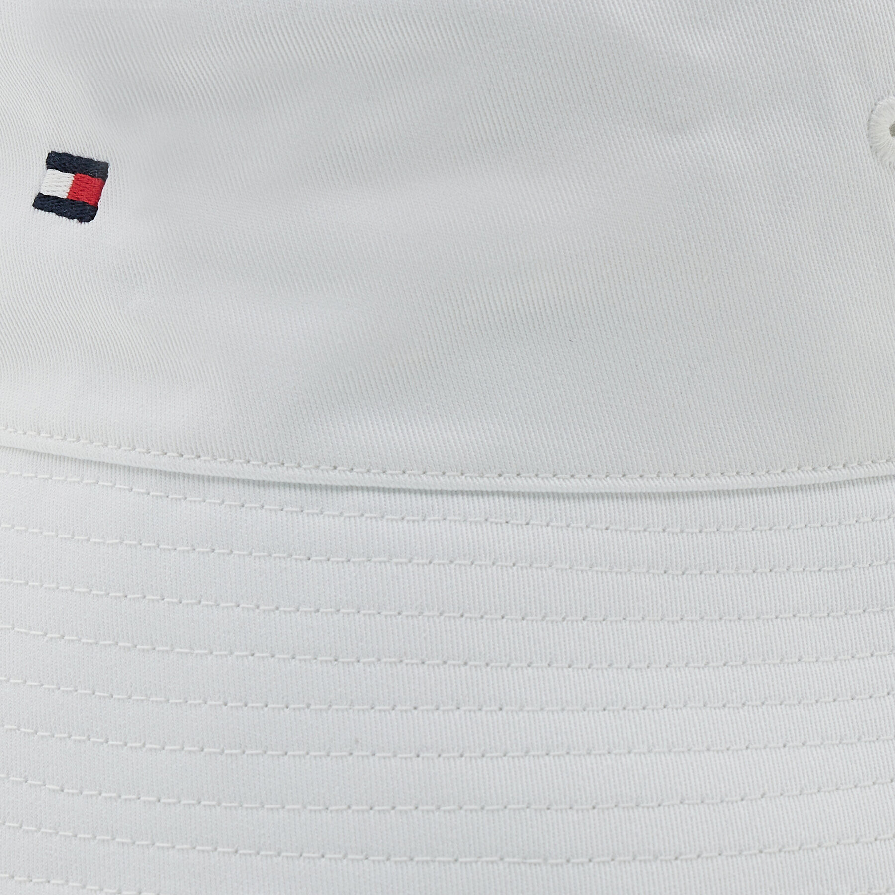 Tommy Hilfiger Klobúk Bucket Essential Flag AW0AW11673 Biela - Pepit.sk