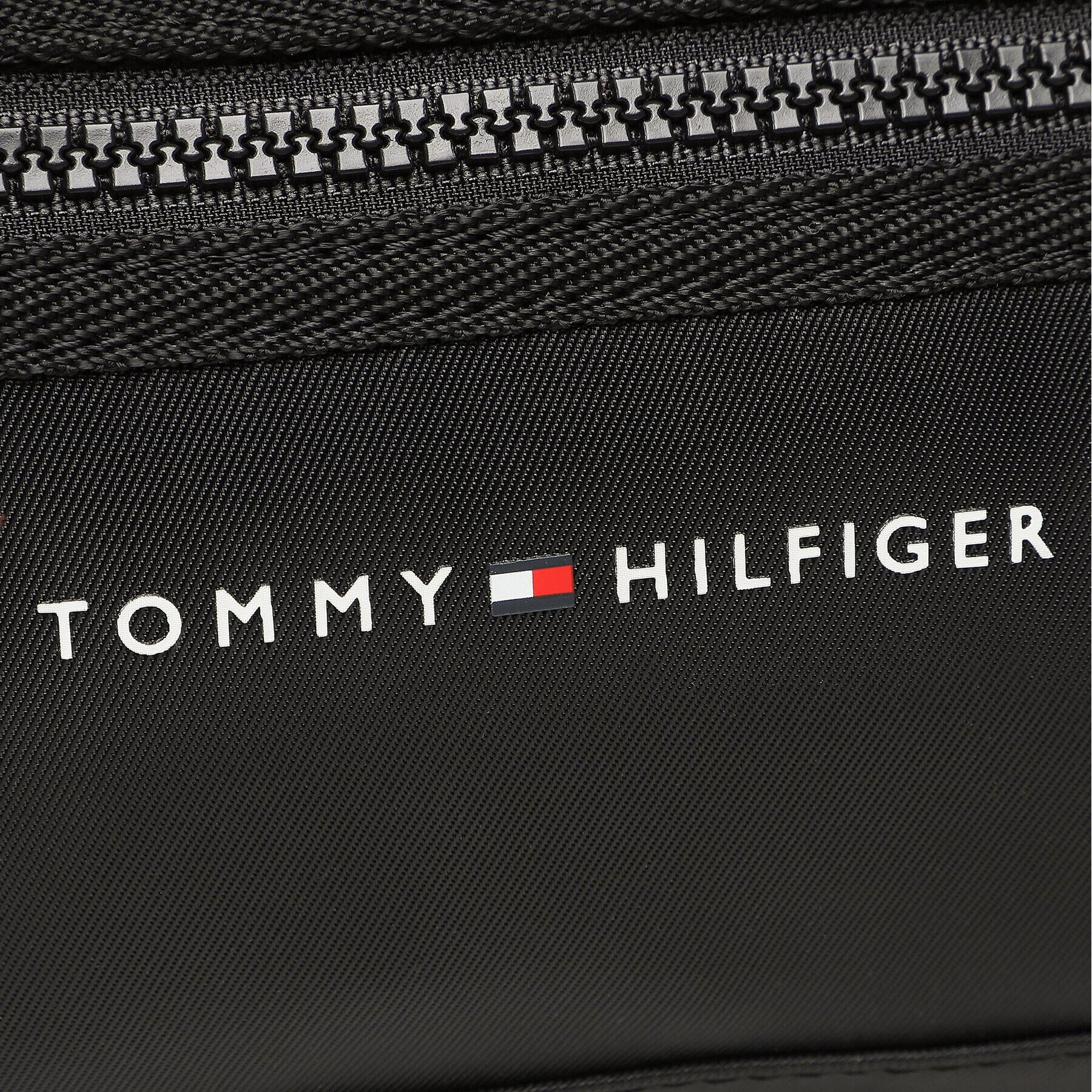 Tommy Hilfiger Kozmetická taštička Skyline Washbag AM0AM10977 Čierna - Pepit.sk