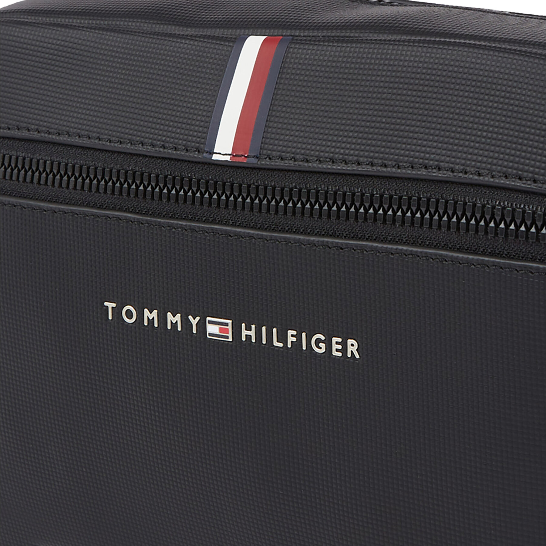 Tommy Hilfiger Ľadvinka Th Essential Pique Ew Reporter AM0AM11922 Čierna - Pepit.sk