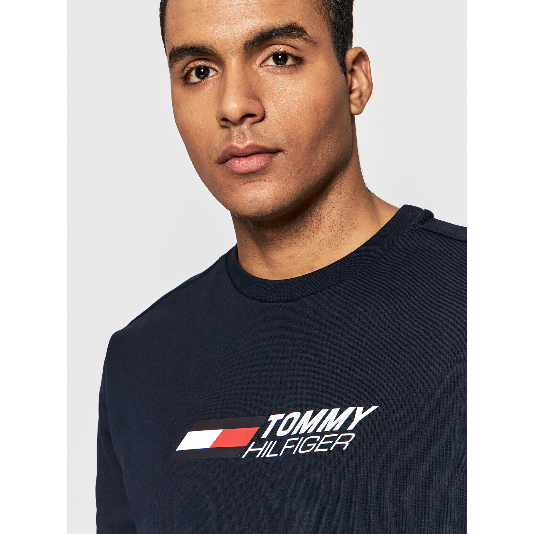 Tommy Hilfiger Mikina Essentials MW0MW22744 Tmavomodrá Regular Fit - Pepit.sk