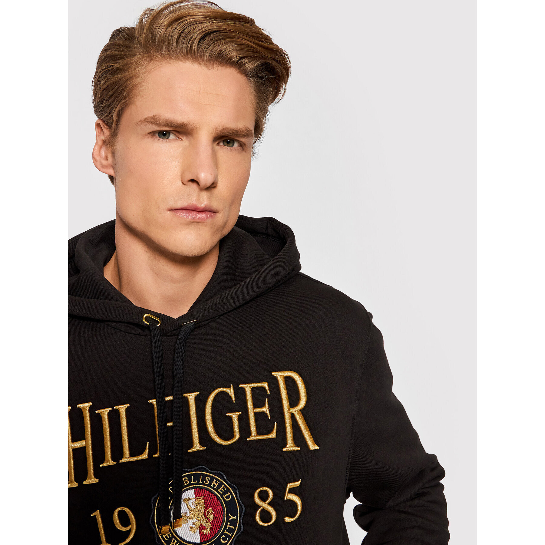 Tommy Hilfiger Mikina Icon Crest MW0MW22124 Čierna Relaxed Fit - Pepit.sk