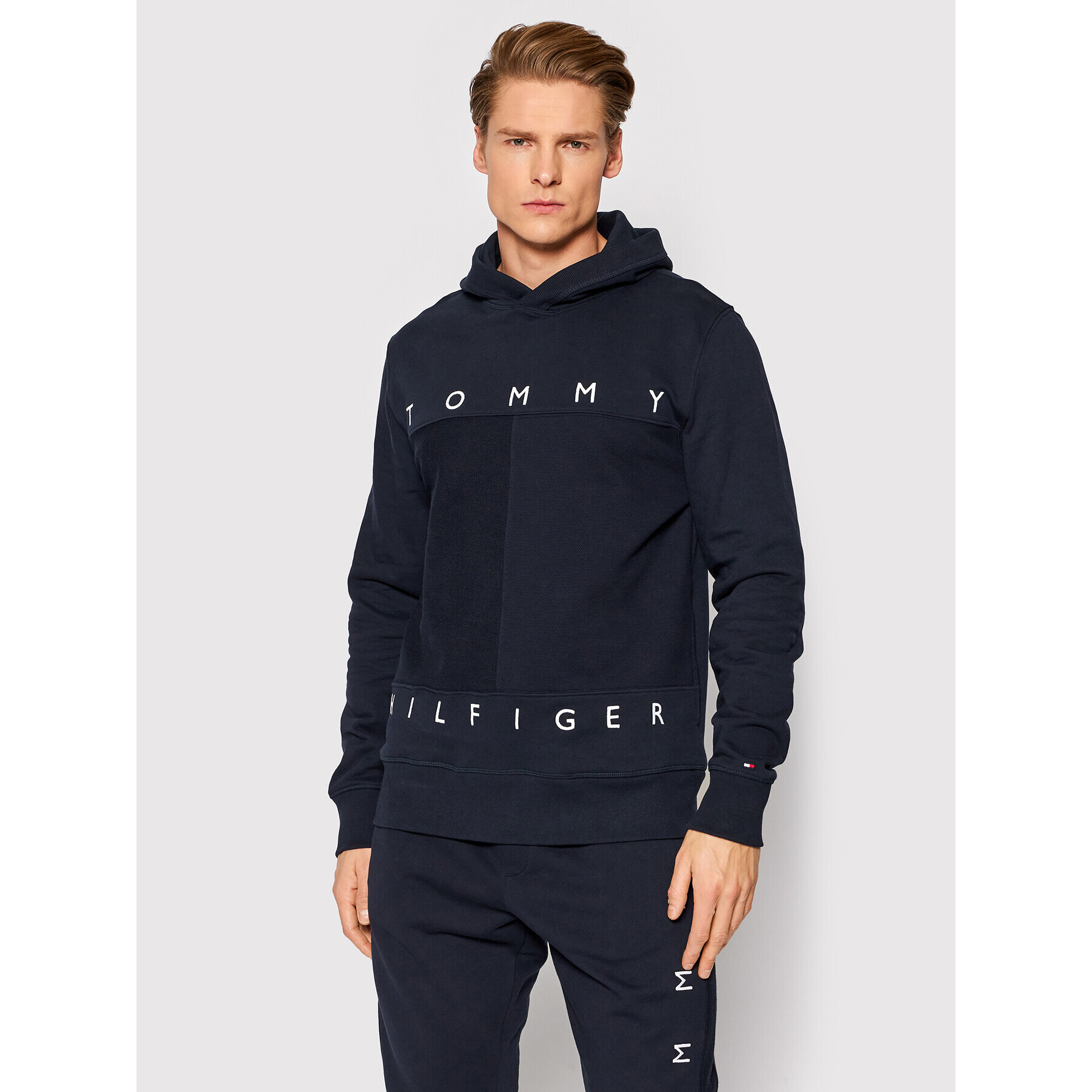 Tommy Hilfiger Mikina Mono Design MW0MW22153 Tmavomodrá Regular Fit - Pepit.sk