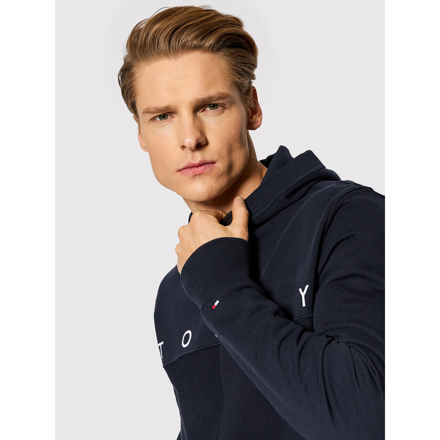 Tommy Hilfiger Mikina Mono Design MW0MW22153 Tmavomodrá Regular Fit - Pepit.sk