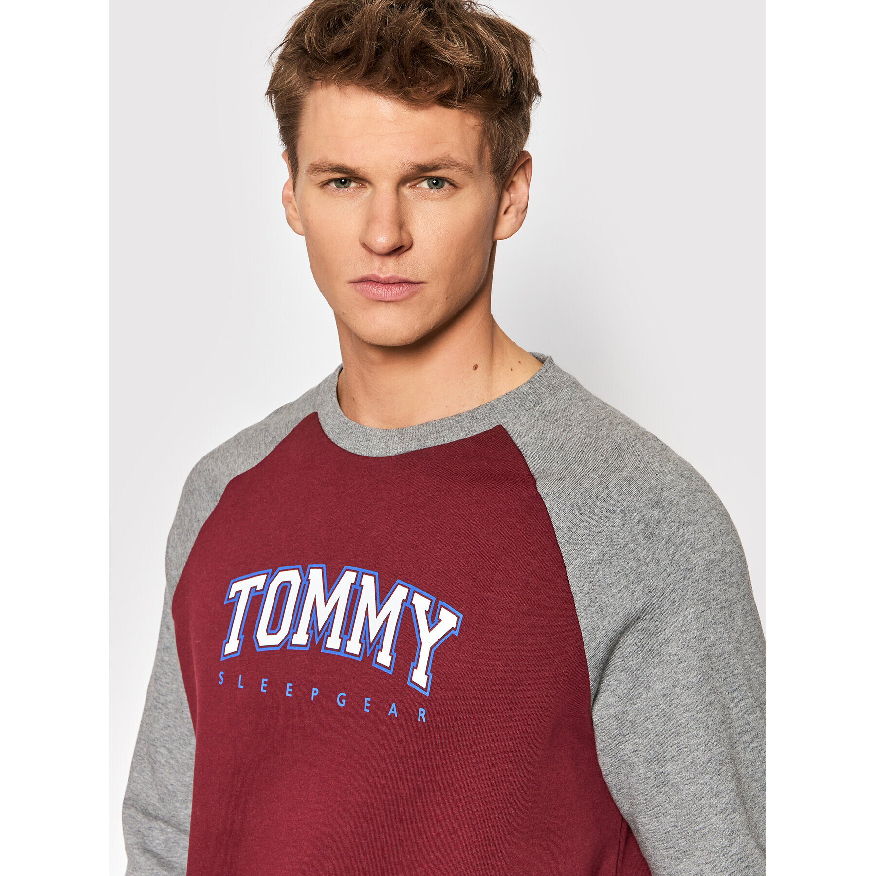 Tommy Hilfiger Mikina Track UM0UM02365 Bordová Regular Fit - Pepit.sk