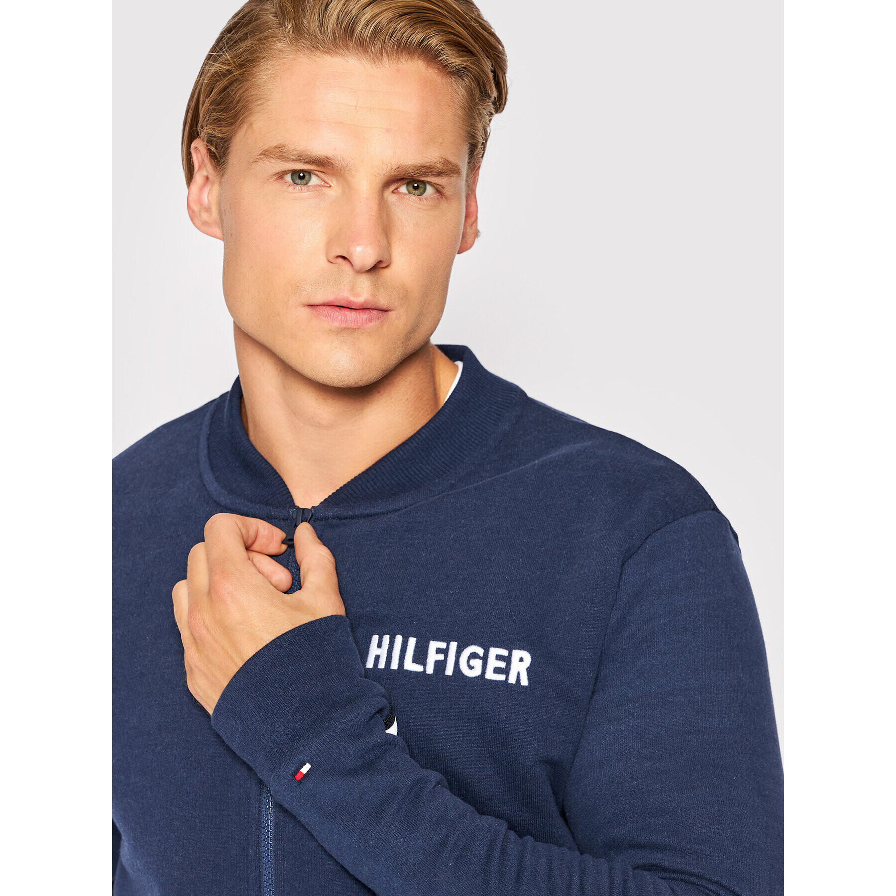 Tommy Hilfiger Mikina UM0UM02443 Tmavomodrá Regular Fit - Pepit.sk