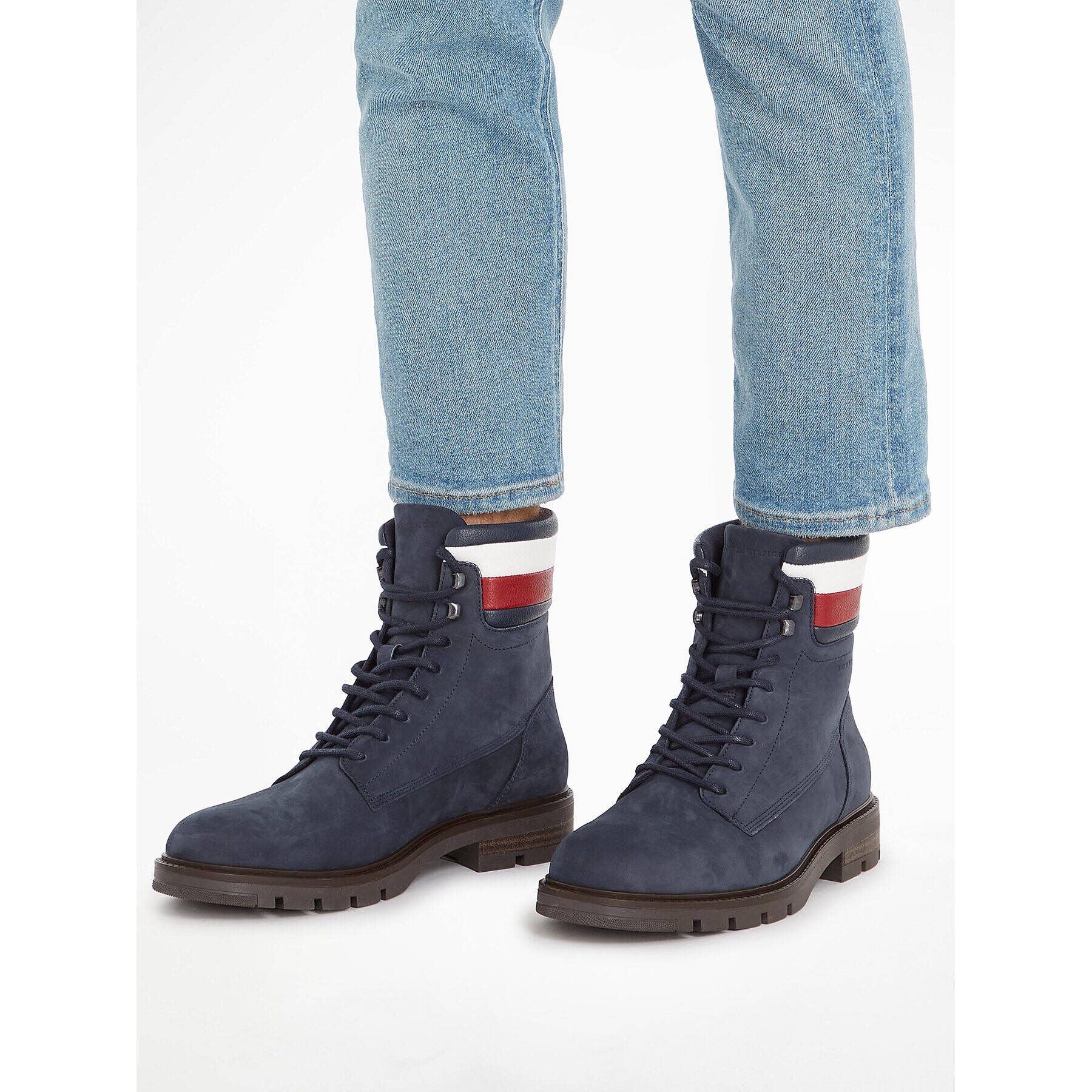 Tommy Hilfiger Outdoorová obuv Corporate Hilfiger Nubuck Boot FM0FM04801 Modrá - Pepit.sk