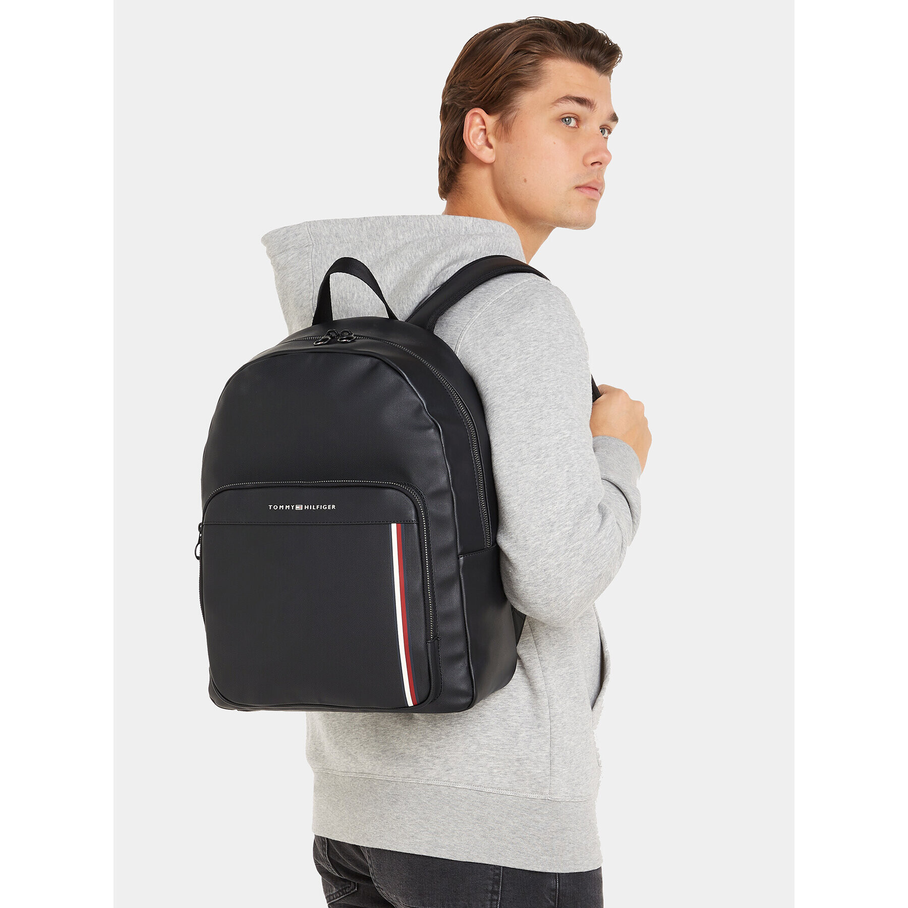 Tommy Hilfiger Ruksak Th Pique Pu Backpack AM0AM11317 Čierna - Pepit.sk