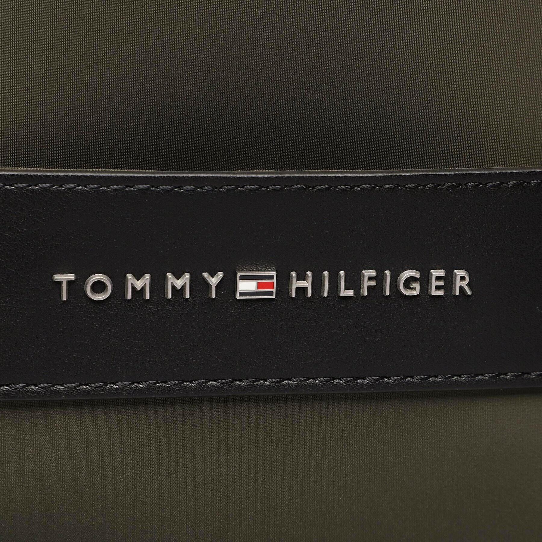 Tommy Hilfiger Ruksak Th Urban Nylon Backpack AM0AM10566 Zelená - Pepit.sk