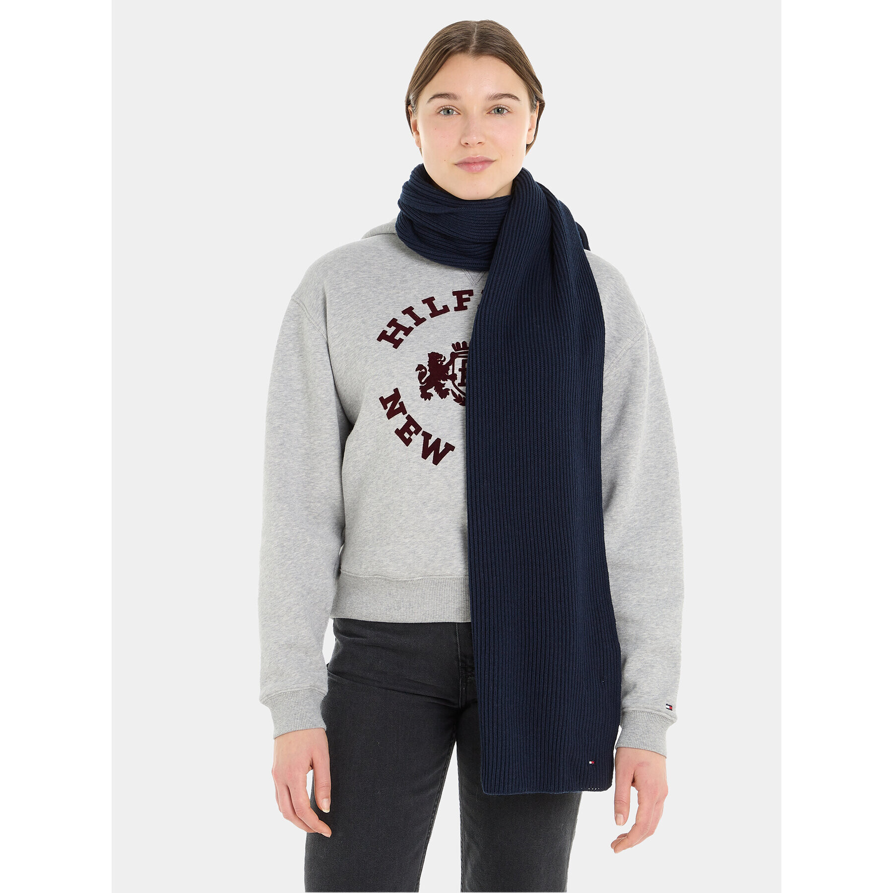 Tommy Hilfiger Šál Essential Flag Scarf AW0AW15348 Tmavomodrá - Pepit.sk