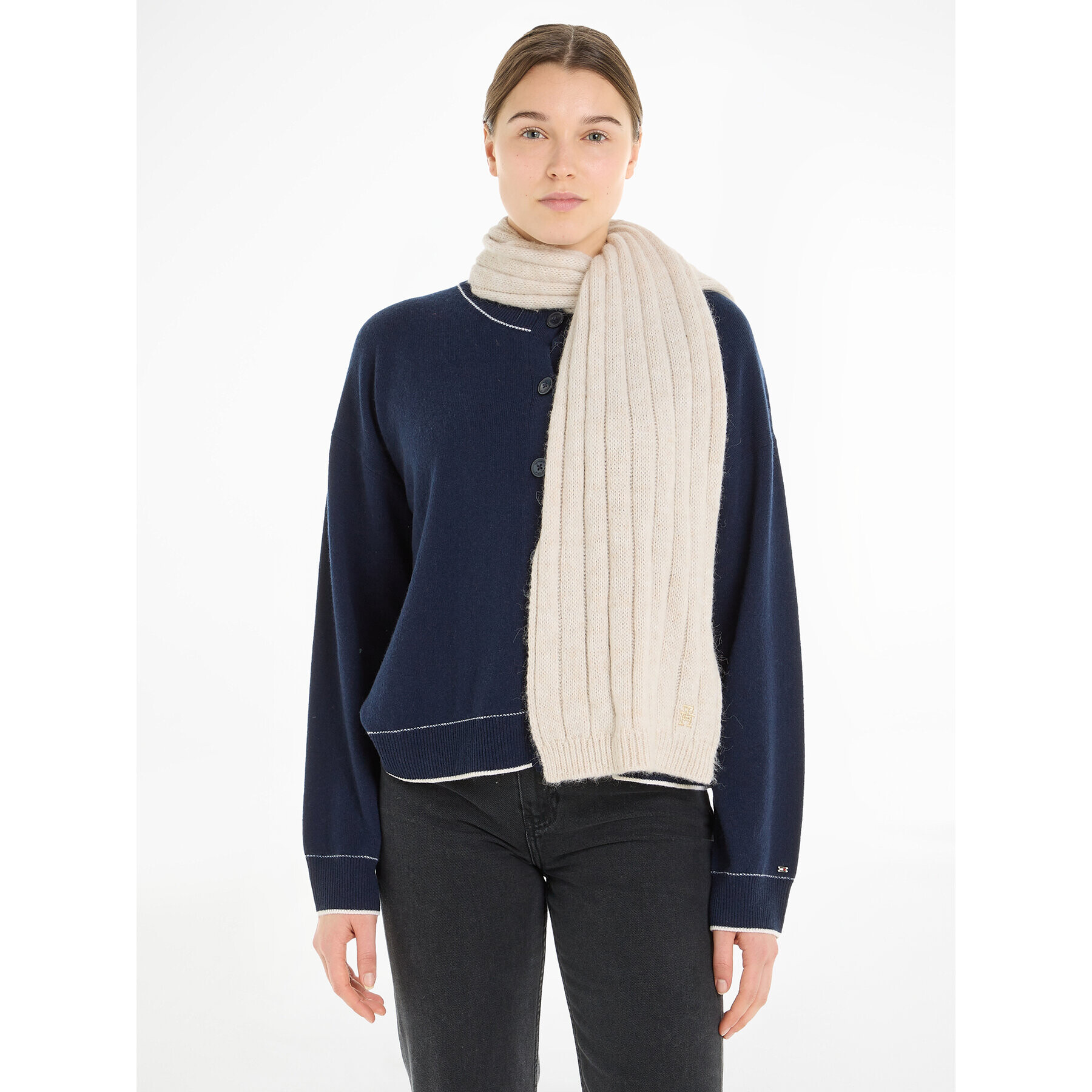 Tommy Hilfiger Šál Th Timeless Scarf AW0AW15351 Écru - Pepit.sk