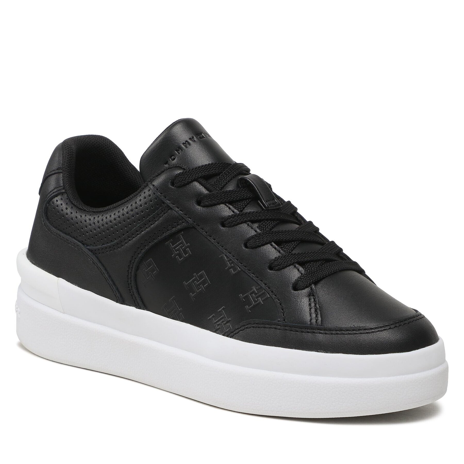 Tommy Hilfiger Sneakersy Embossed Court FW0FW07297 Čierna - Pepit.sk