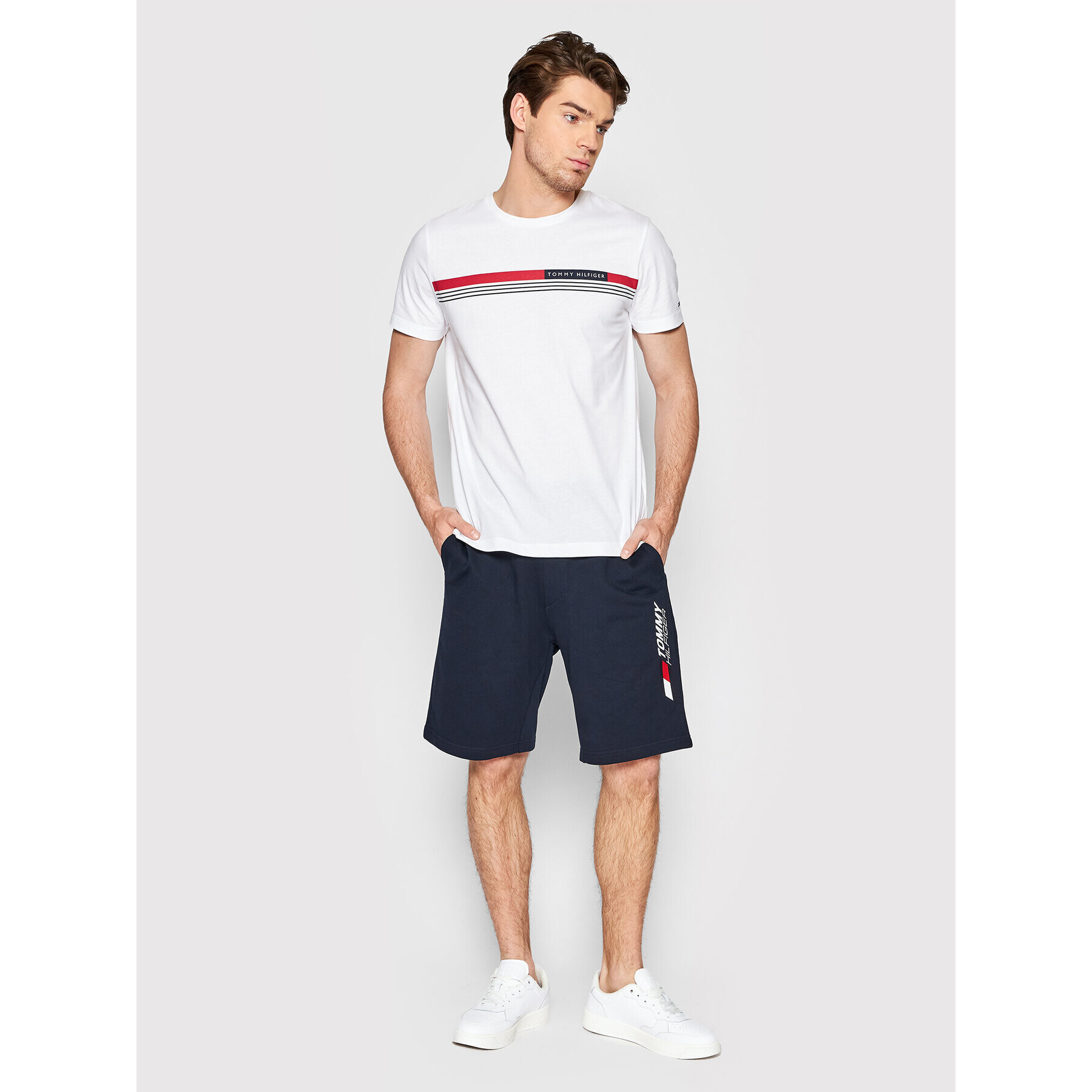 Tommy Hilfiger Športové kraťasy Essentials MW0MW22741 Tmavomodrá Regular Fit - Pepit.sk