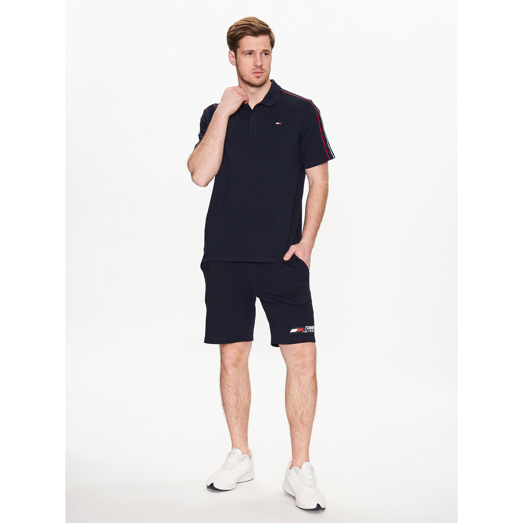 Tommy Hilfiger Športové kraťasy Essentials MW0MW30398 Tmavomodrá Regular Fit - Pepit.sk