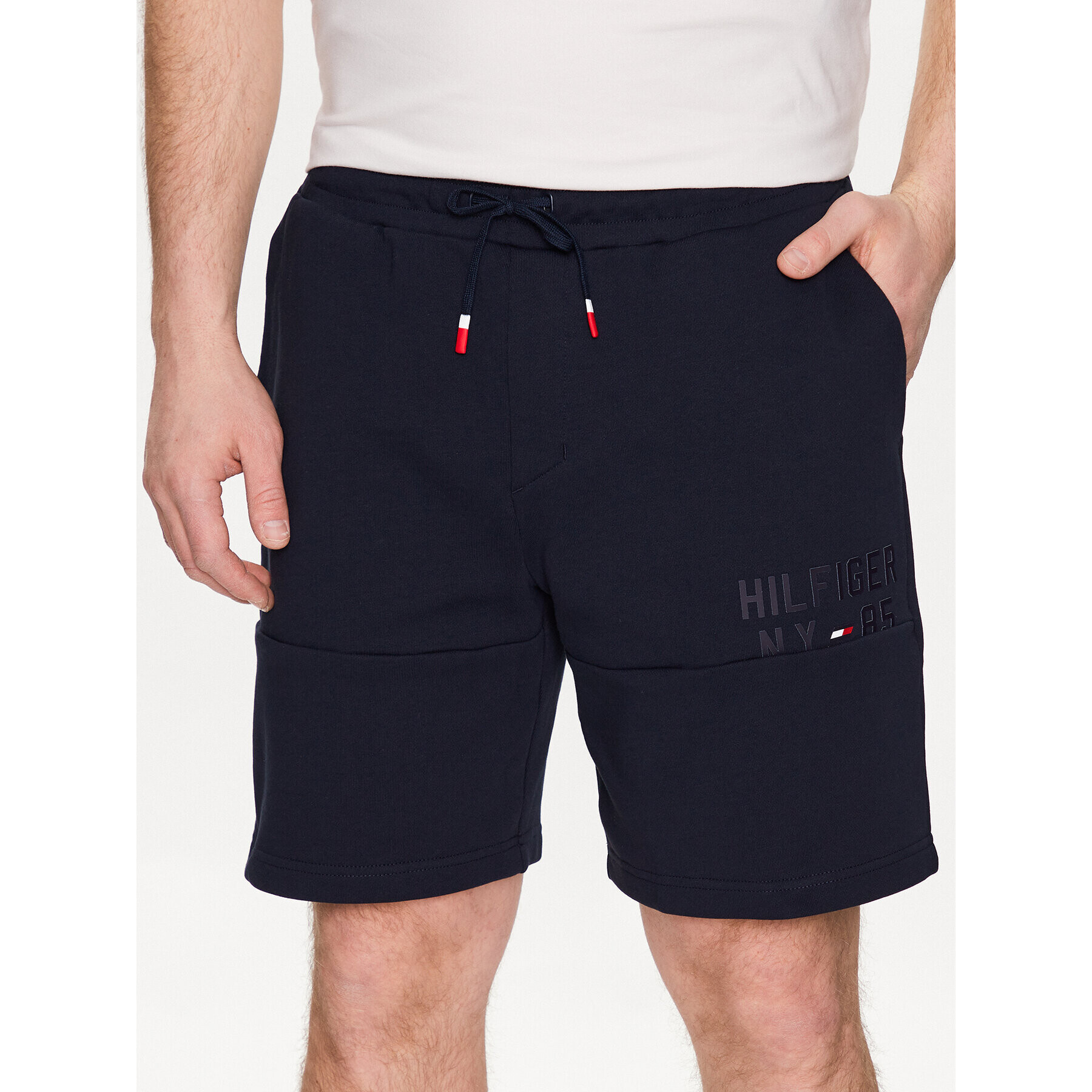 Tommy Hilfiger Športové kraťasy Graphic MW0MW30413 Tmavomodrá Regular Fit - Pepit.sk