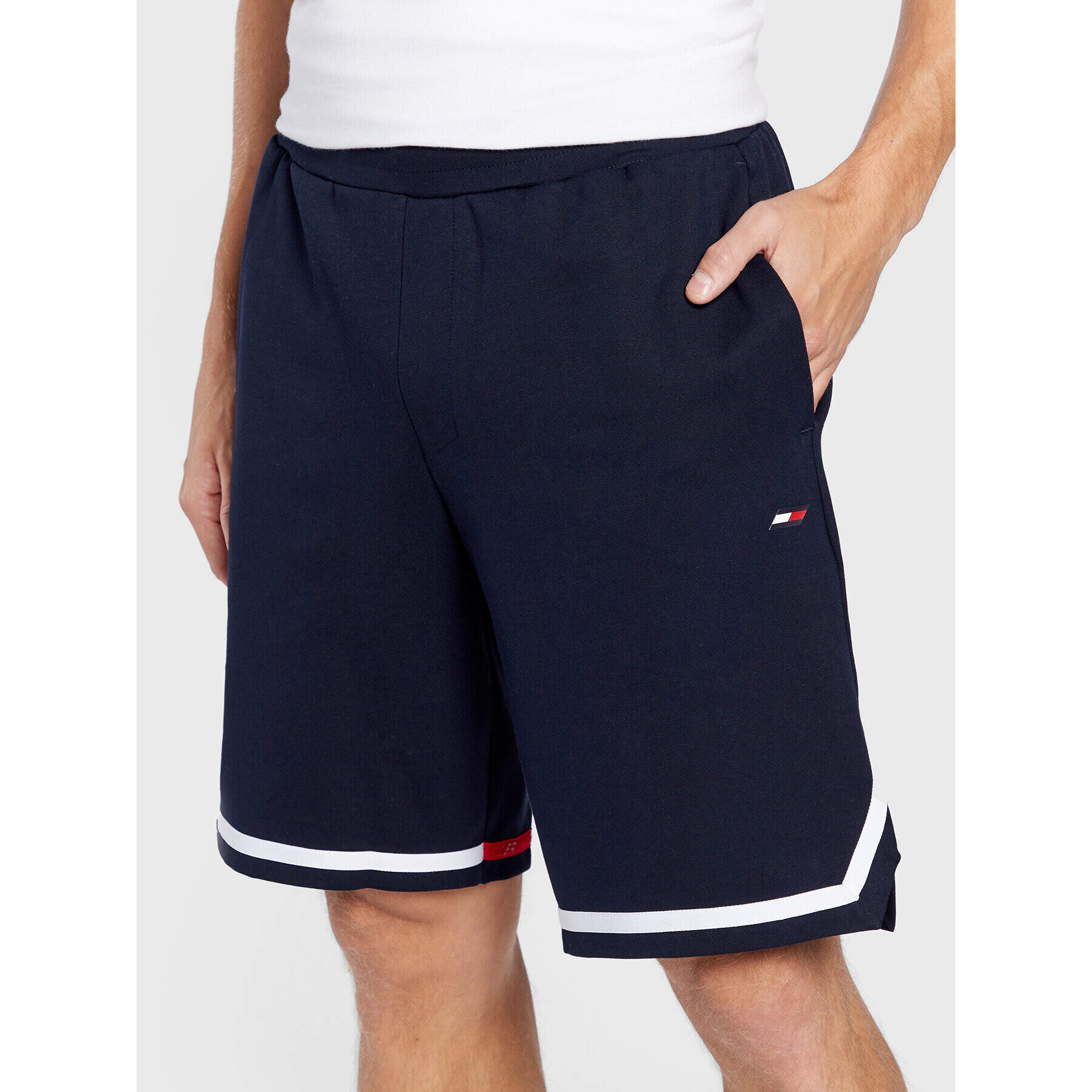 Tommy Hilfiger Športové kraťasy Trim MW0MW27556 Tmavomodrá Regular Fit - Pepit.sk