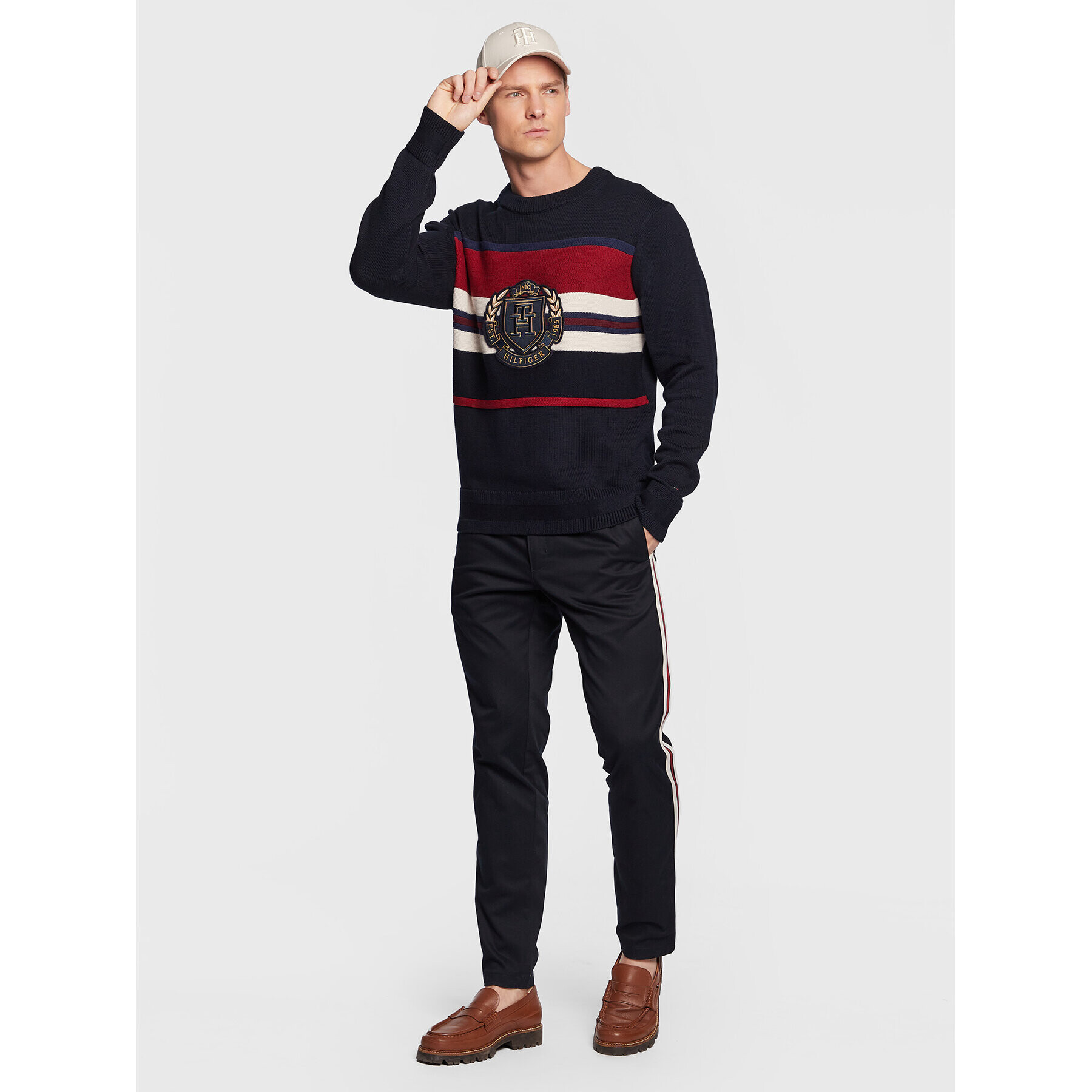 Tommy Hilfiger Sveter Seasonal Crest Stripe MW0MW29050 Tmavomodrá Relaxed Fit - Pepit.sk