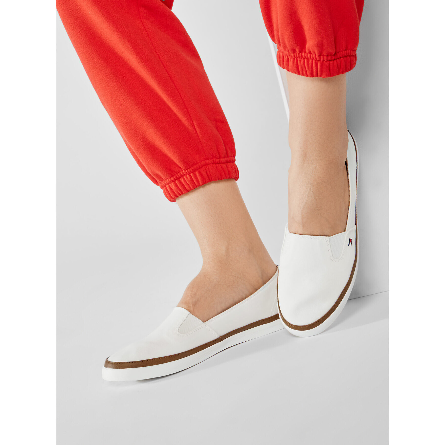 Tommy Hilfiger Tenisky Iconic Kesha Slip On FW0FW01656 Biela - Pepit.sk