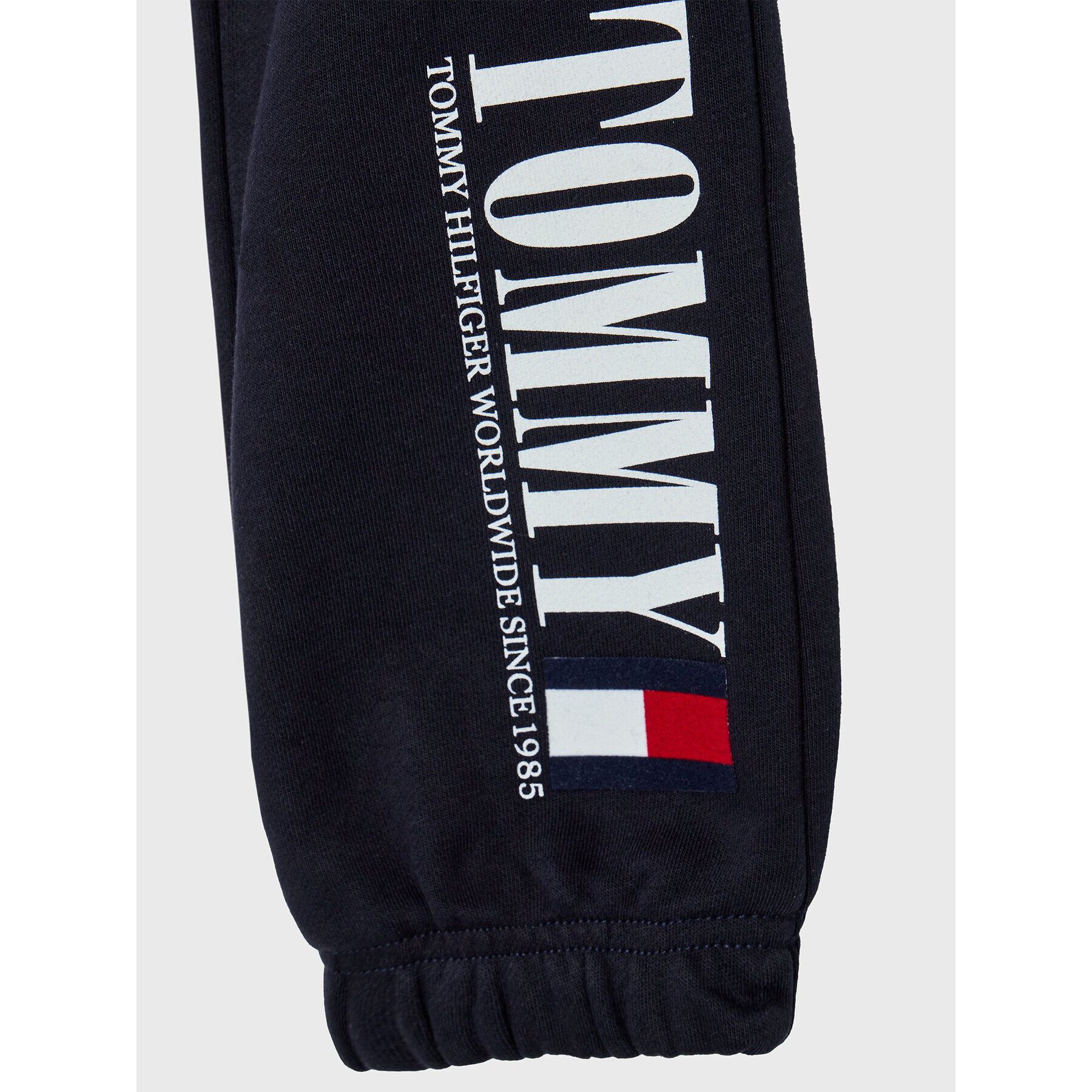 Tommy Hilfiger Teplákové nohavice Graphic KB0KB07839 D Tmavomodrá Regular Fit - Pepit.sk