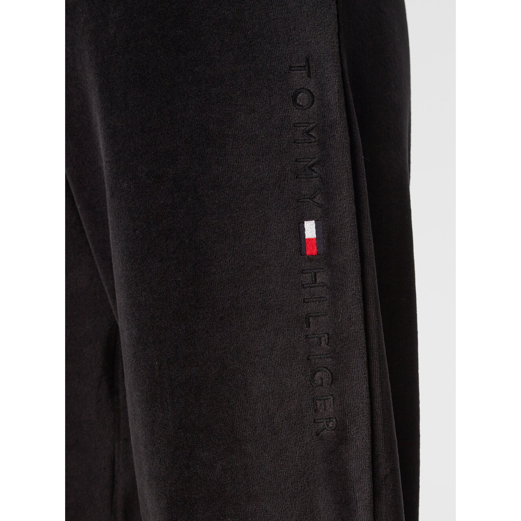 Tommy Hilfiger Teplákové nohavice Velour UW0UW03888 Čierna Regular Fit - Pepit.sk