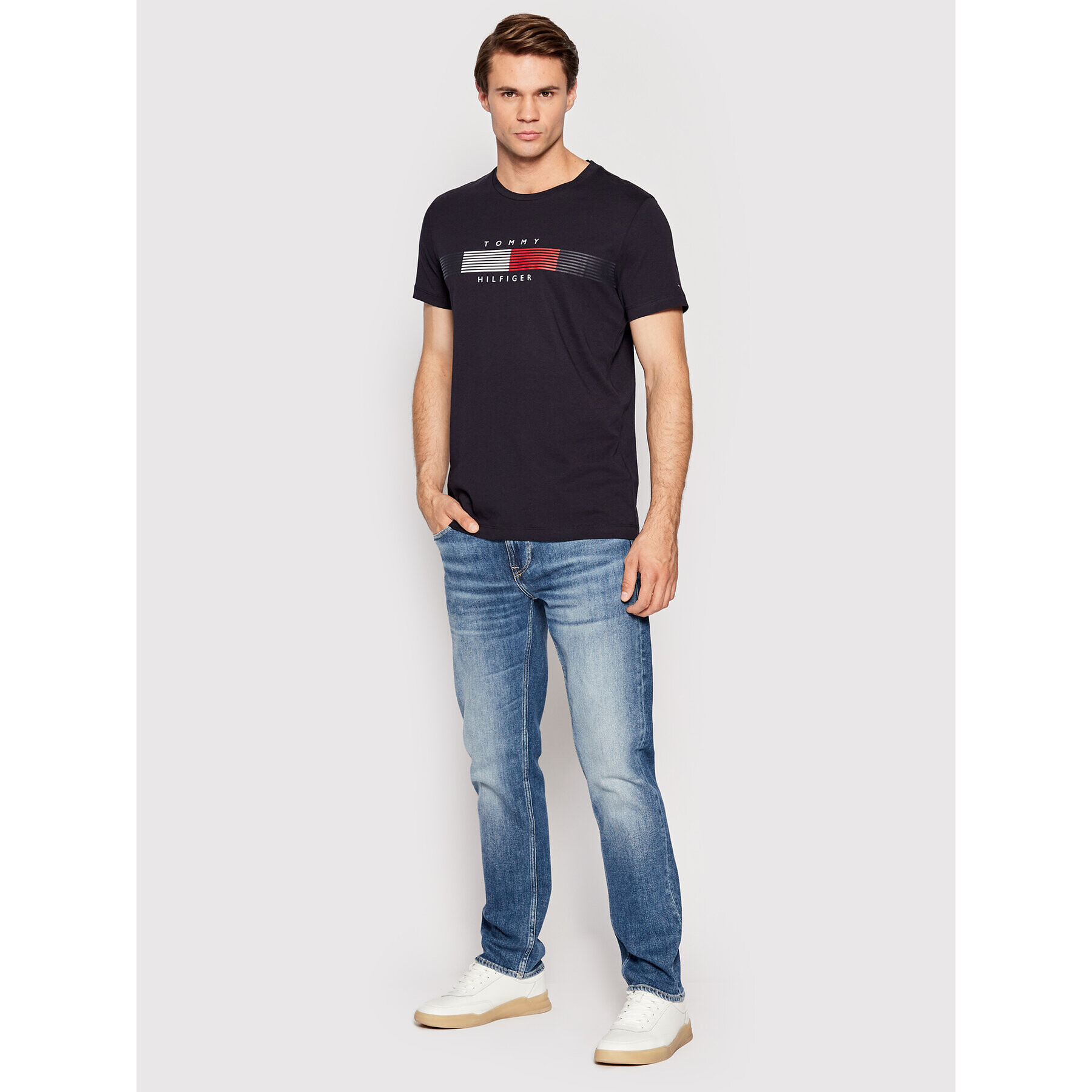 Tommy Hilfiger Tričko Chest Corp Stripe Graphic MW0MW25612 Tmavomodrá Slim Fit - Pepit.sk