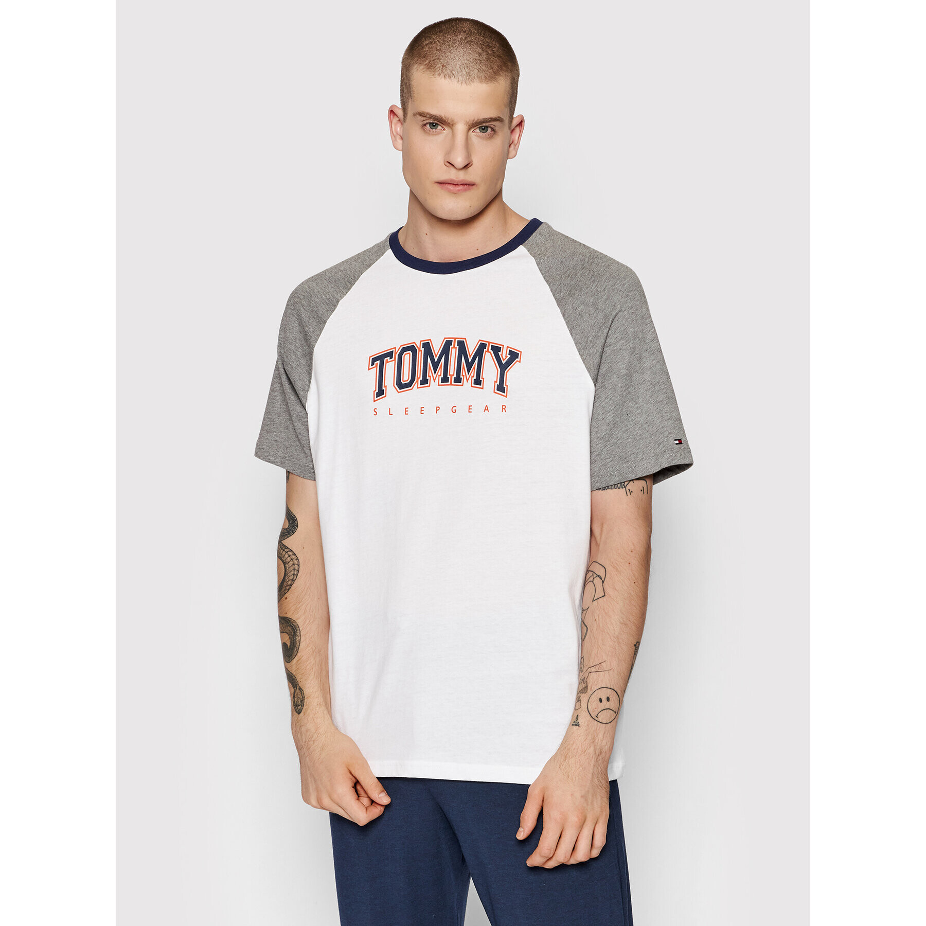 Tommy Hilfiger Tričko Cn Ss Logo UM0UM02351 Biela Regular Fit - Pepit.sk