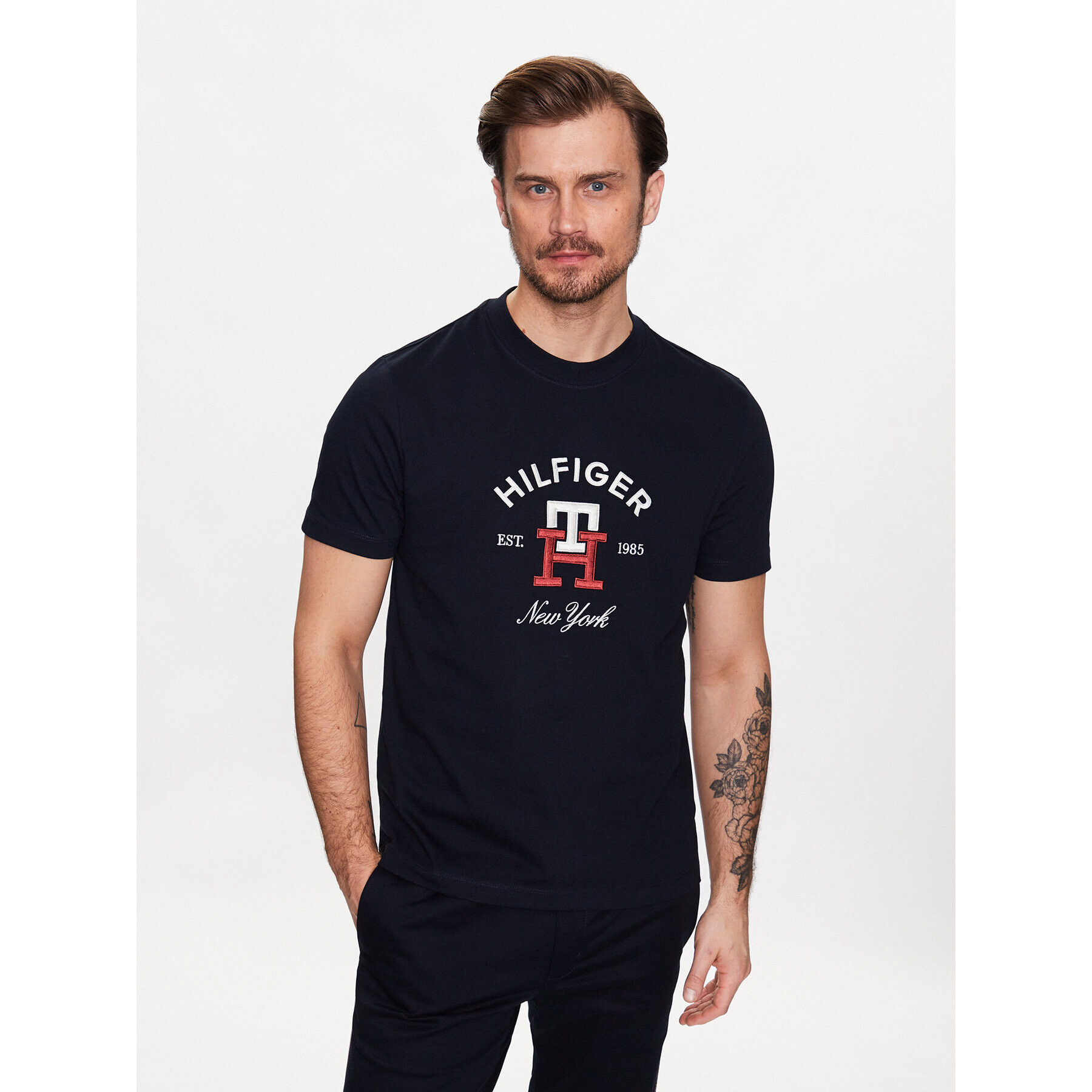 Tommy Hilfiger Tričko Curved Monogram MW0MW30043 Tmavomodrá Regular Fit - Pepit.sk