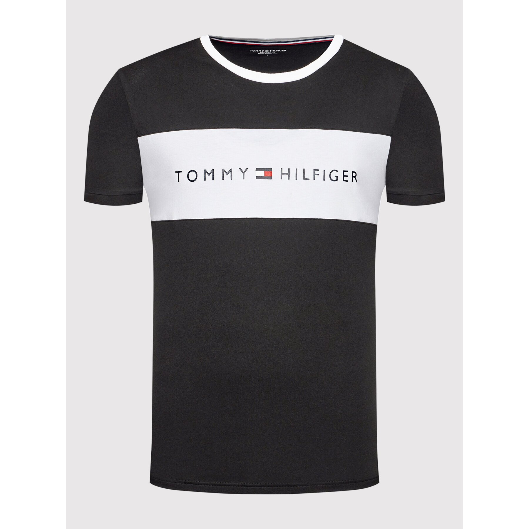 Tommy Hilfiger Tričko Logo Flag UM0UM01170 Čierna Regular Fit - Pepit.sk