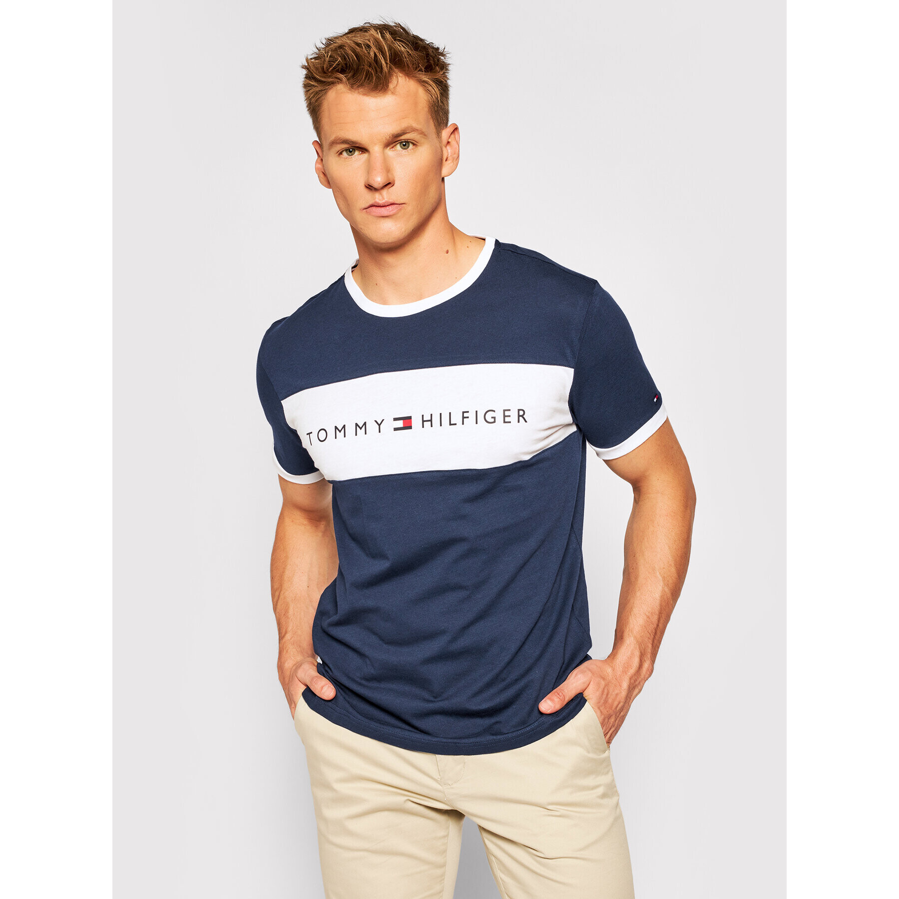 Tommy Hilfiger Tričko Logo Flag UM0UM01170 Tmavomodrá Regular Fit - Pepit.sk