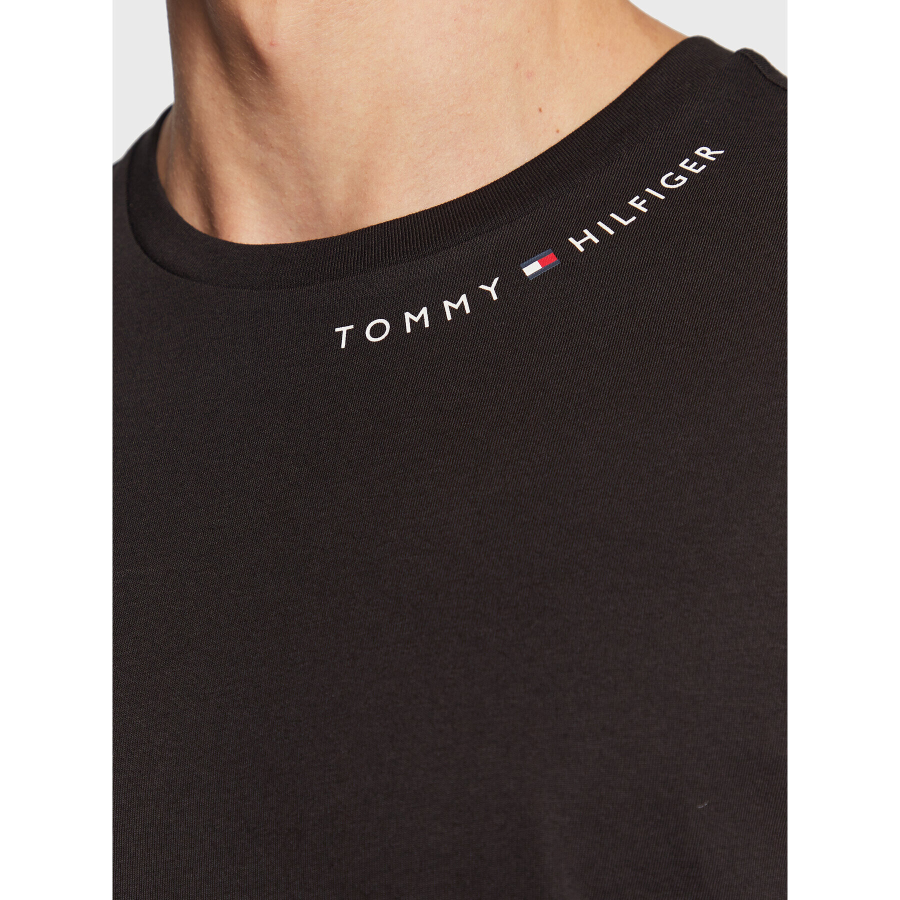 Tommy Hilfiger Tričko Multi Placement MW0MW22179 Čierna Regular Fit - Pepit.sk