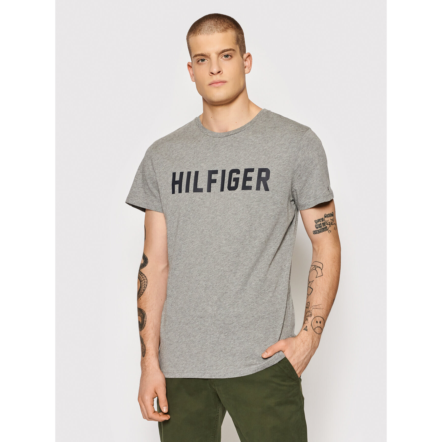 Tommy Hilfiger Tričko Ss Tee UM0UM02011 Sivá Regular Fit - Pepit.sk