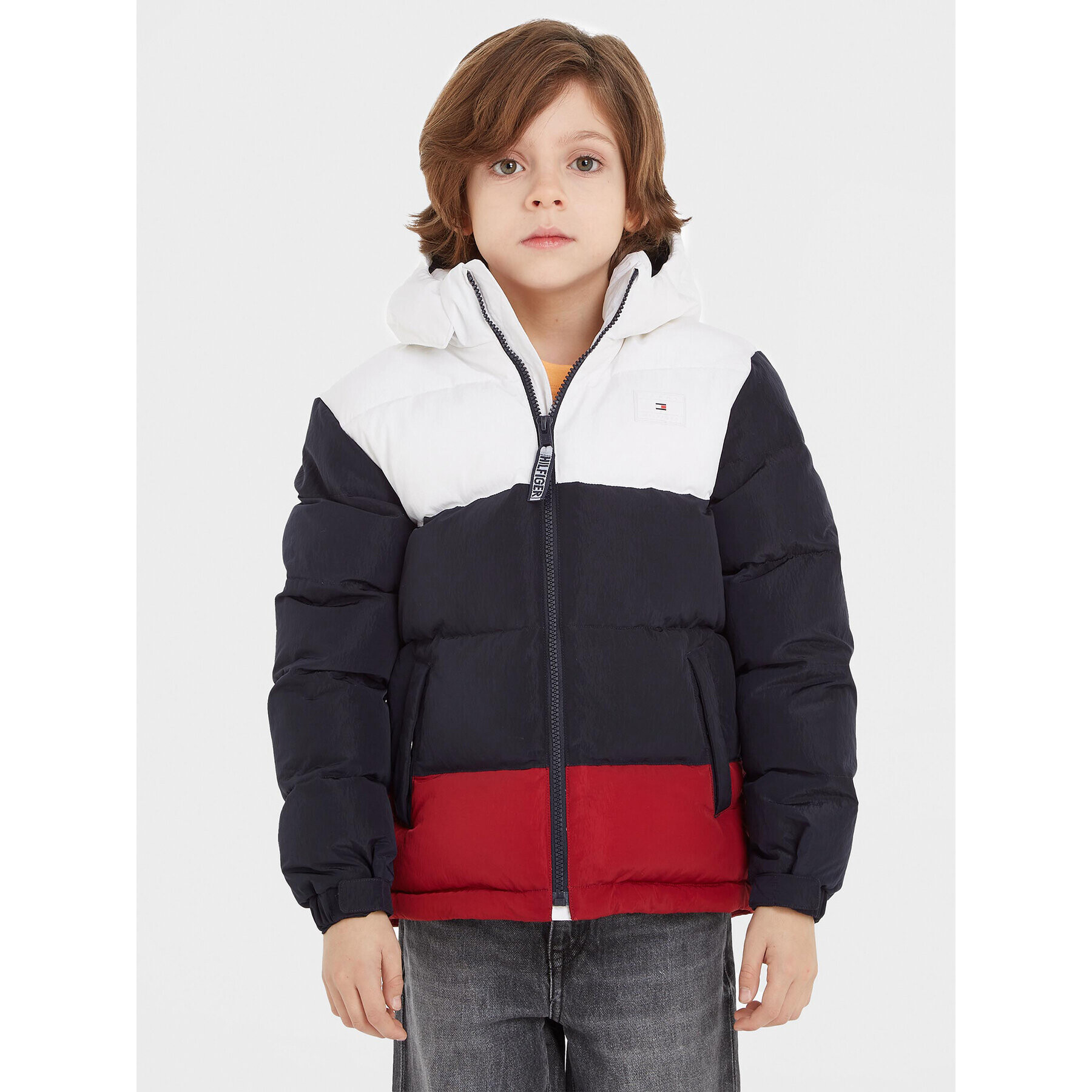 Tommy Hilfiger Vatovaná bunda Alaska KB0KB08601 M Farebná Regular Fit - Pepit.sk