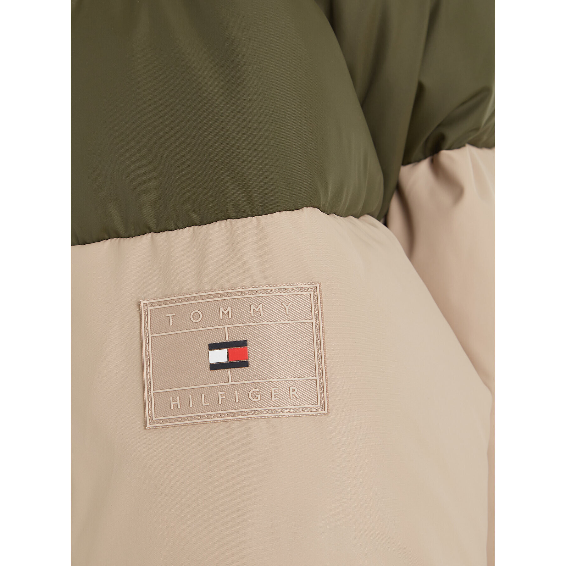 Tommy Hilfiger Vatovaná bunda Essential Colorblock KB0KB08559 M Zelená Regular Fit - Pepit.sk