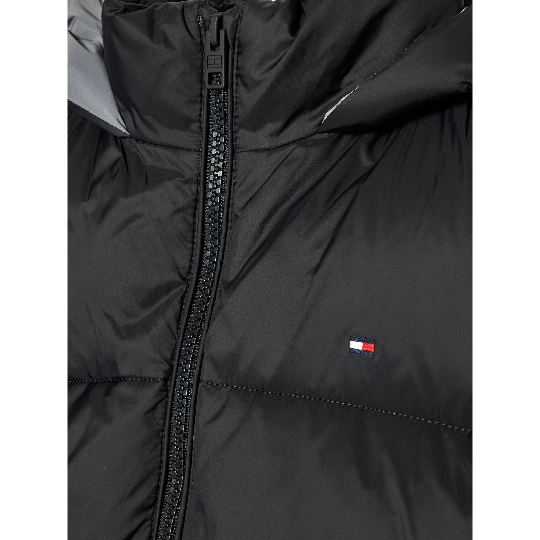 Tommy Hilfiger Vatovaná bunda Puffer Logo KB0KB06773 M Čierna Regular Fit - Pepit.sk