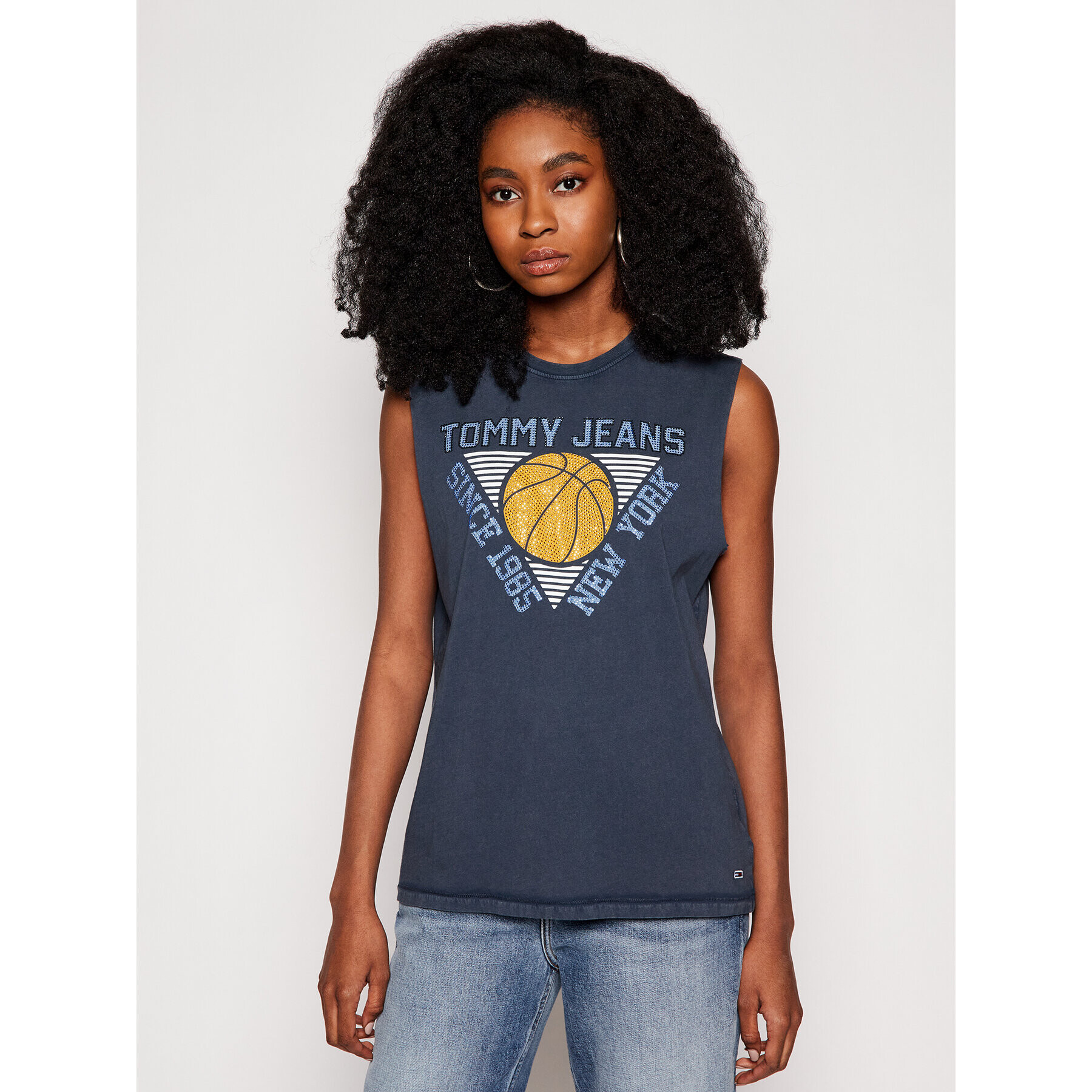 Tommy Jeans Blúzka Basketball DW0DW09821 Tmavomodrá Relaxed Fit - Pepit.sk