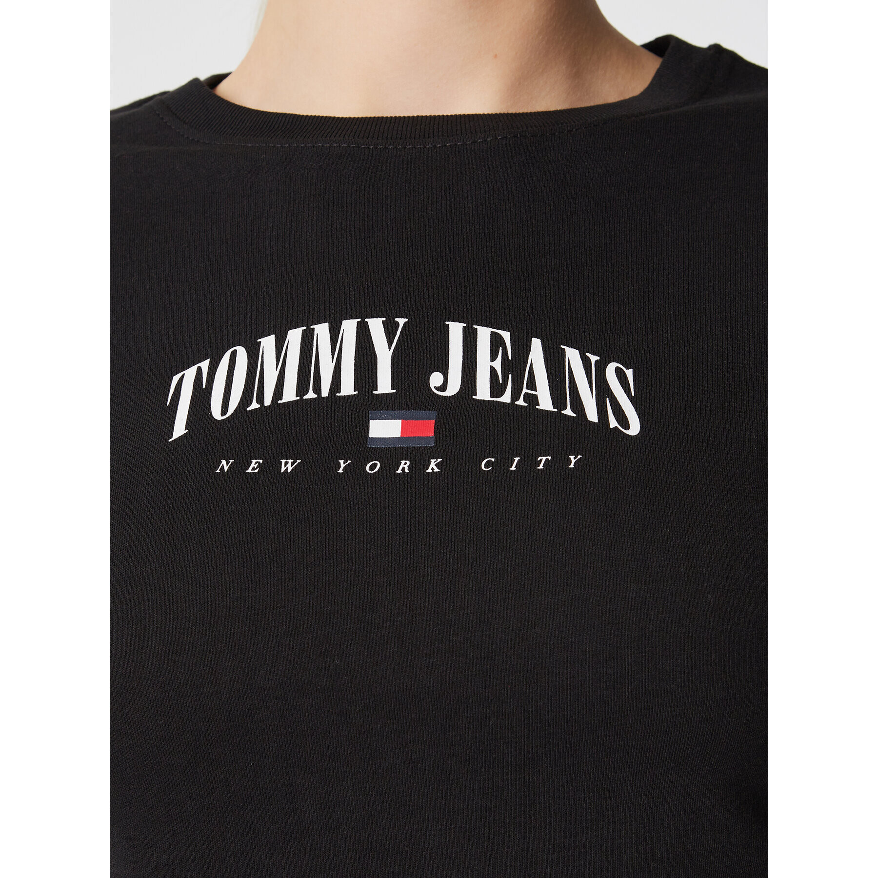 Tommy Jeans Blúzka Essential Logo DW0DW14911 Čierna Regular Fit - Pepit.sk