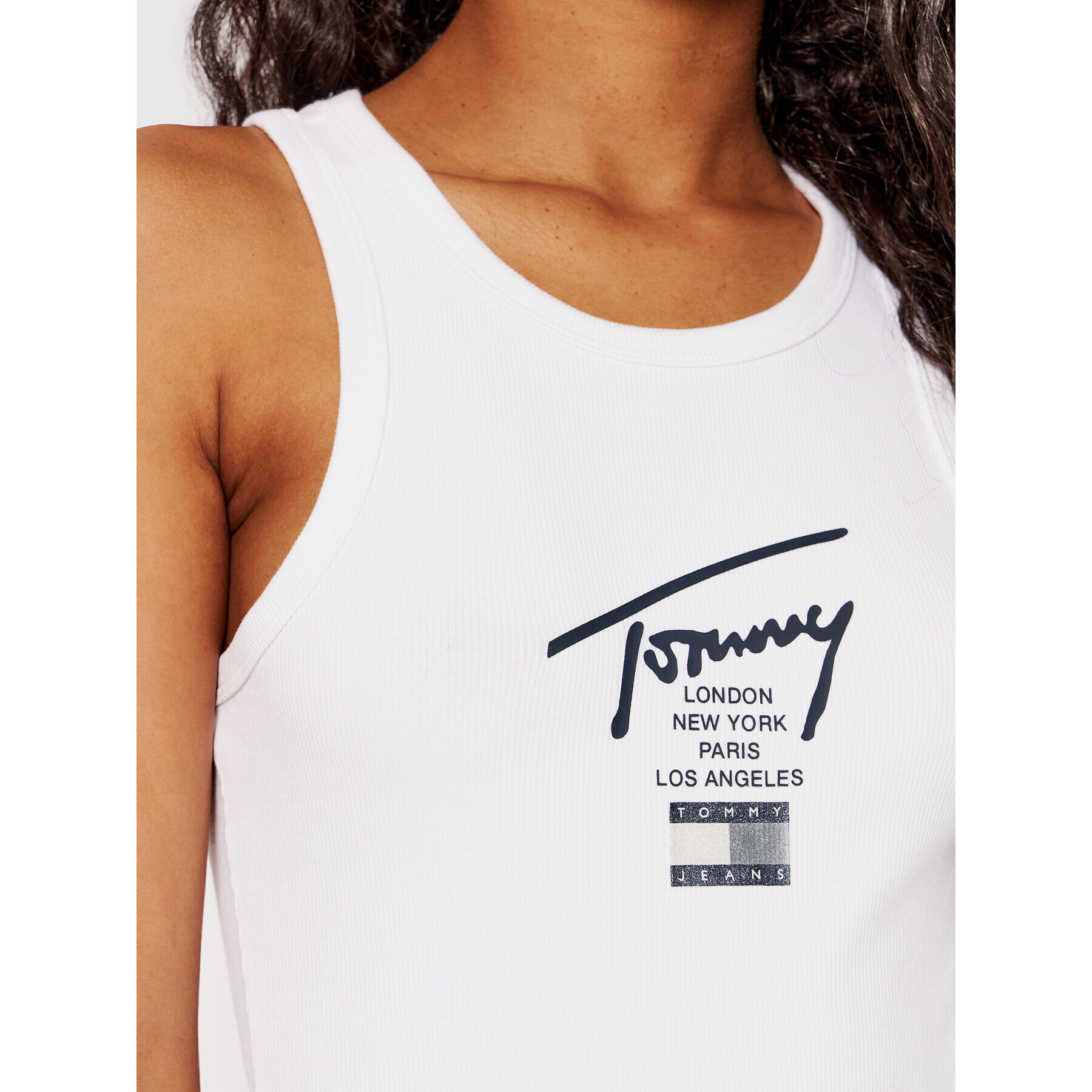 Tommy Jeans Body Modern Signature DW0DW12608 Biela Regular Fit - Pepit.sk