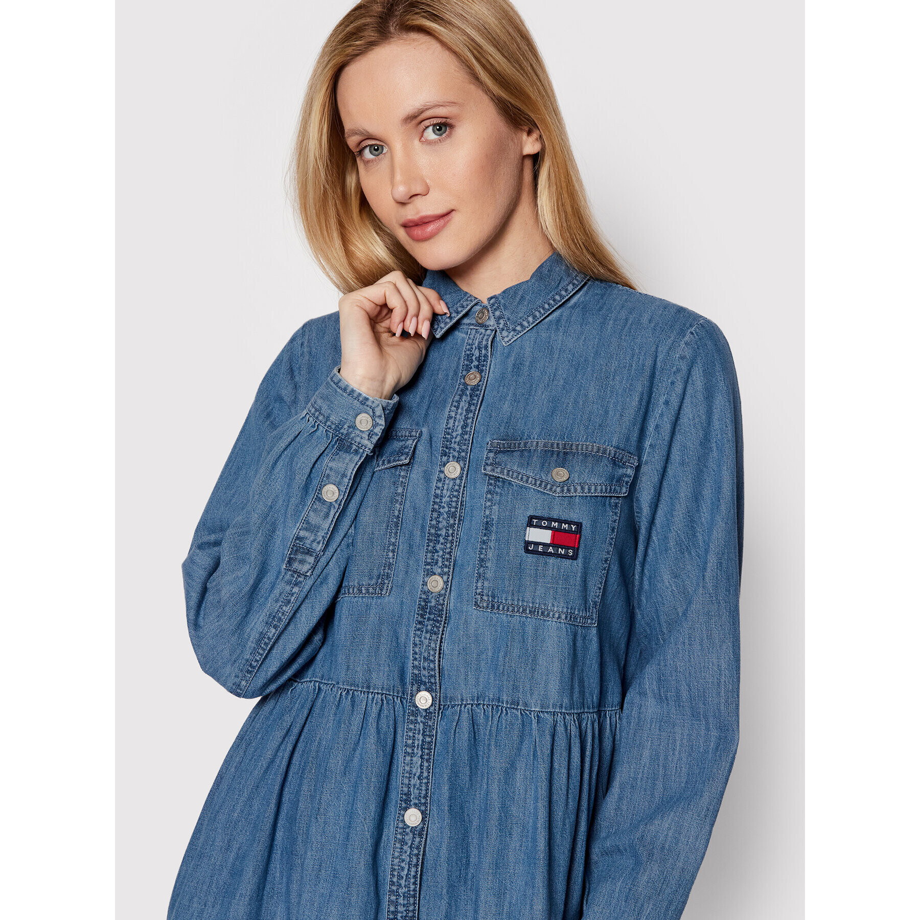 Tommy Jeans Džínsové šaty DW0DW12868 Modrá Regular Fit - Pepit.sk