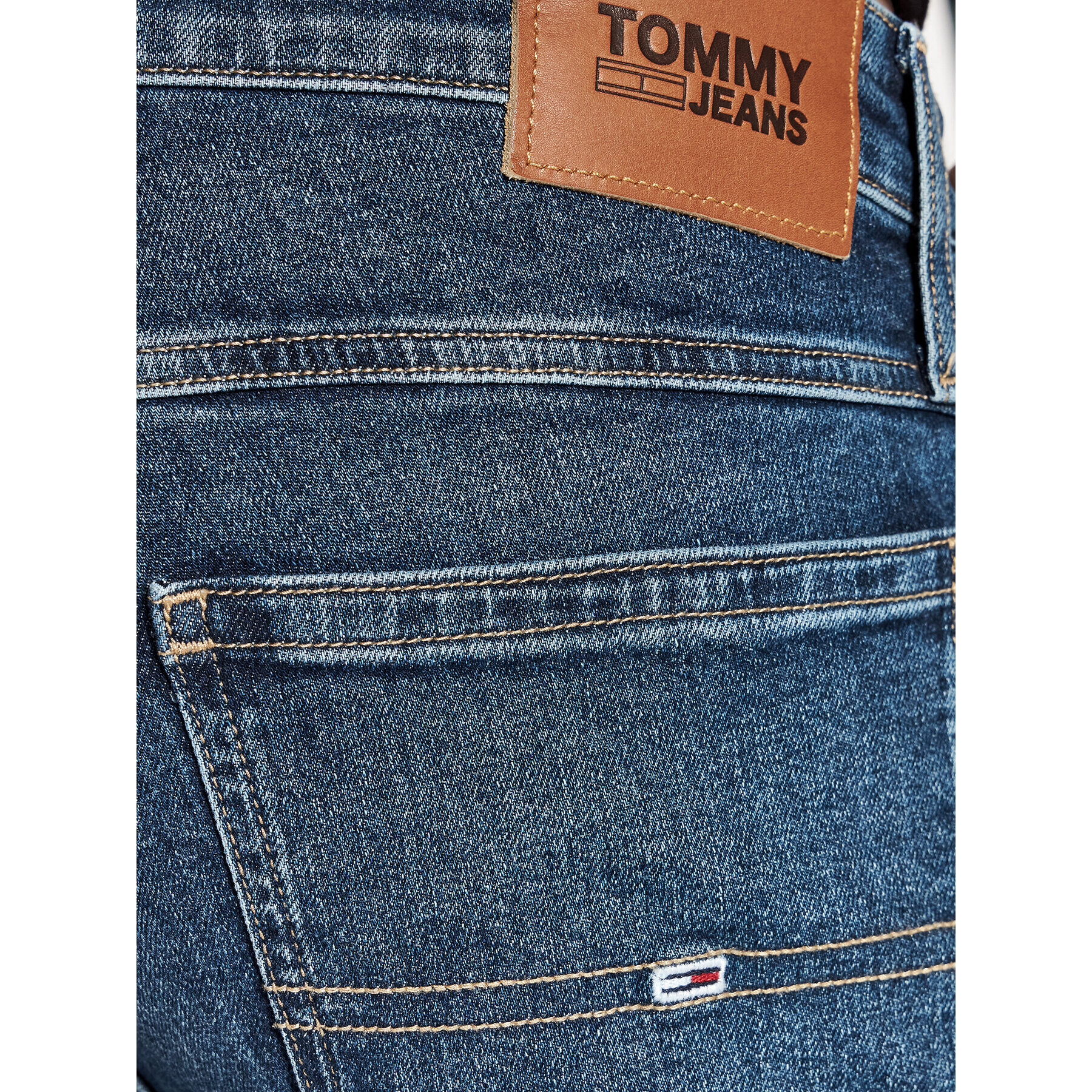 Tommy Jeans Džínsové šortky Ronnie DM0DM12739 Tmavomodrá Relaxed Fit - Pepit.sk