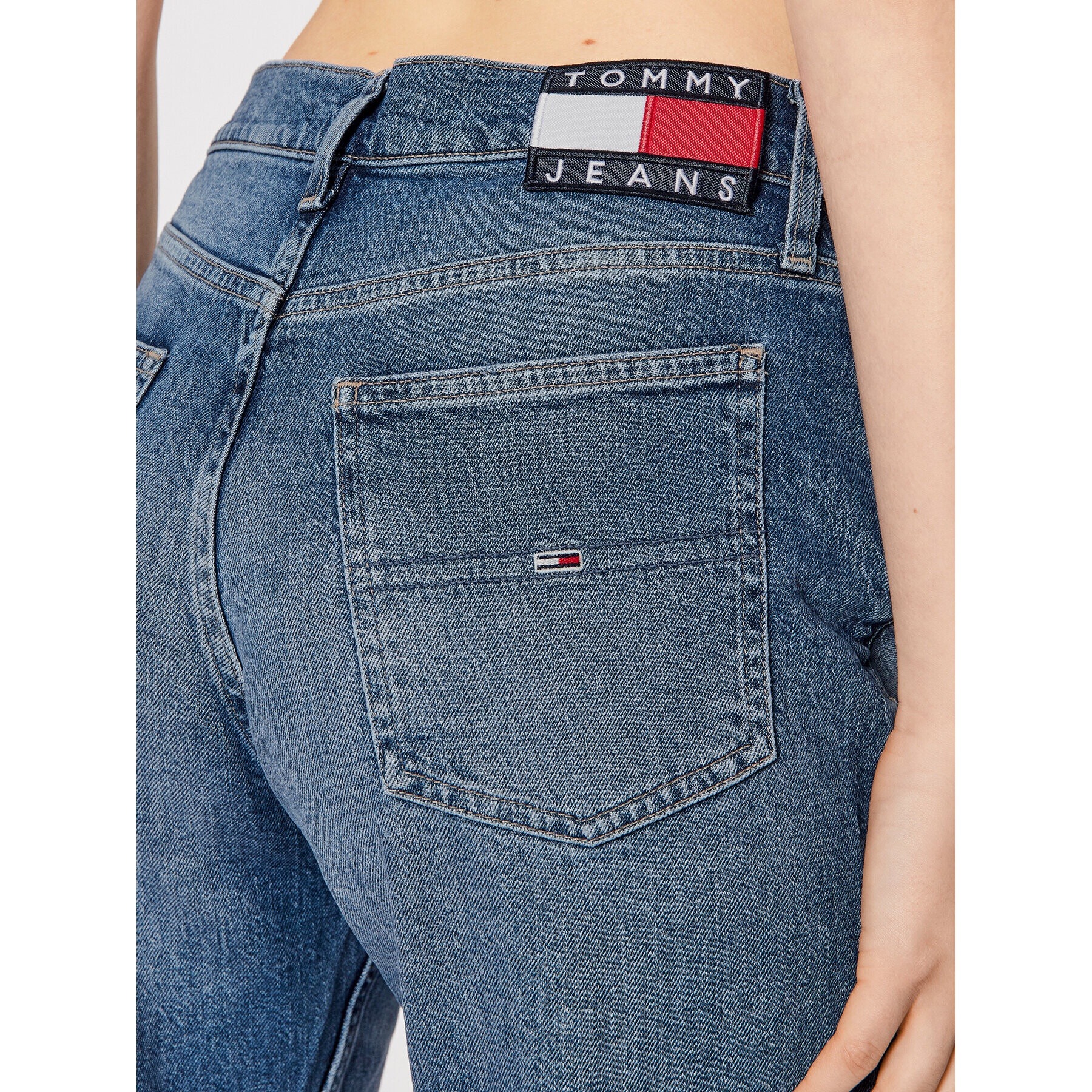 Tommy Jeans Džínsy Izzie DW0DW10905 Modrá Straight Fit - Pepit.sk