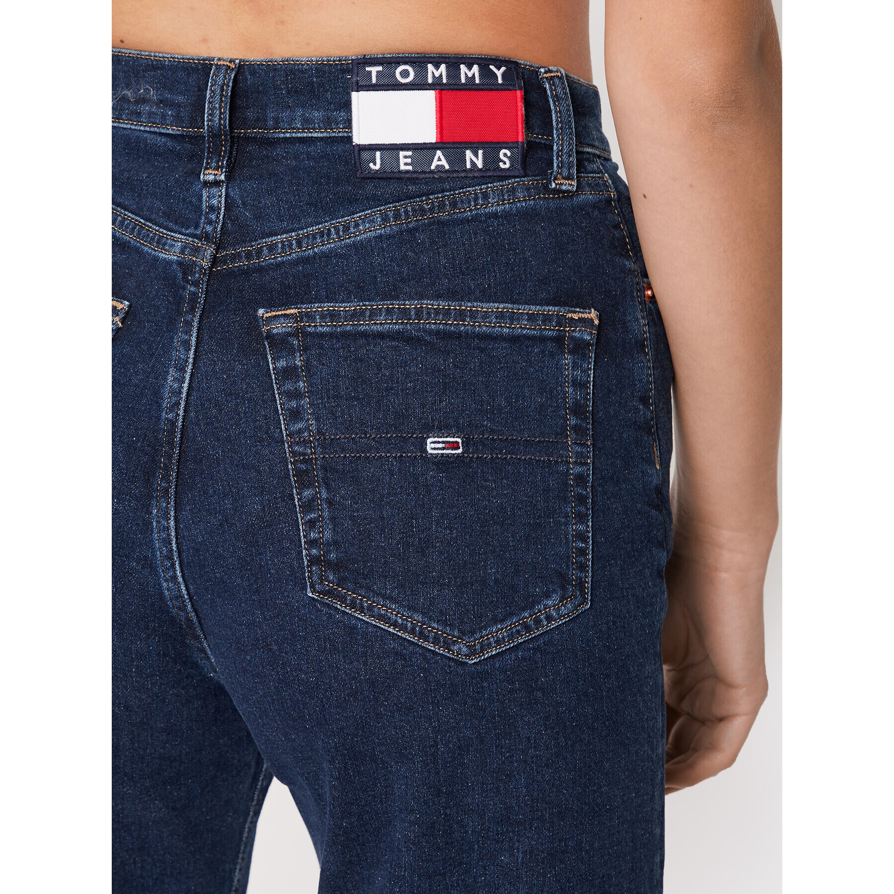 Tommy Jeans Džínsy Julie DW0DW13349 Tmavomodrá Regular Fit - Pepit.sk