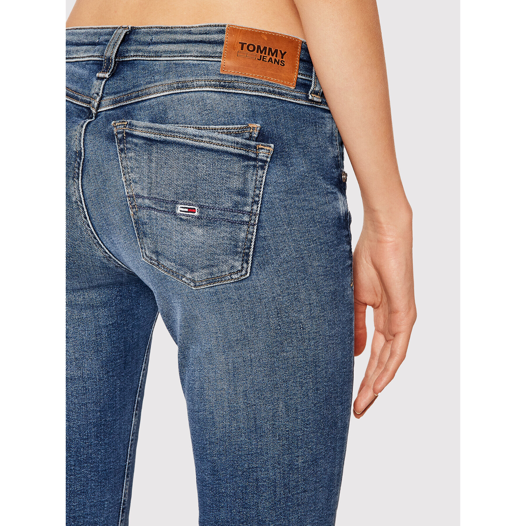 Tommy Jeans Džínsy Scarlett DW0DW09469 Tmavomodrá Skinny Fit - Pepit.sk