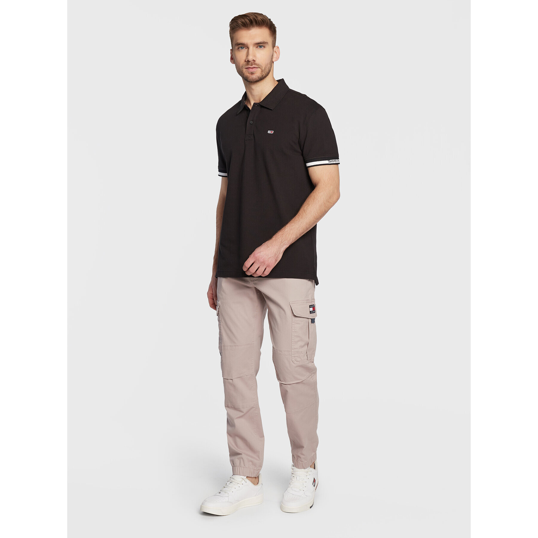 Tommy Jeans Jogger nohavice Ethan DM0DM15793 Sivá Relaxed Fit - Pepit.sk