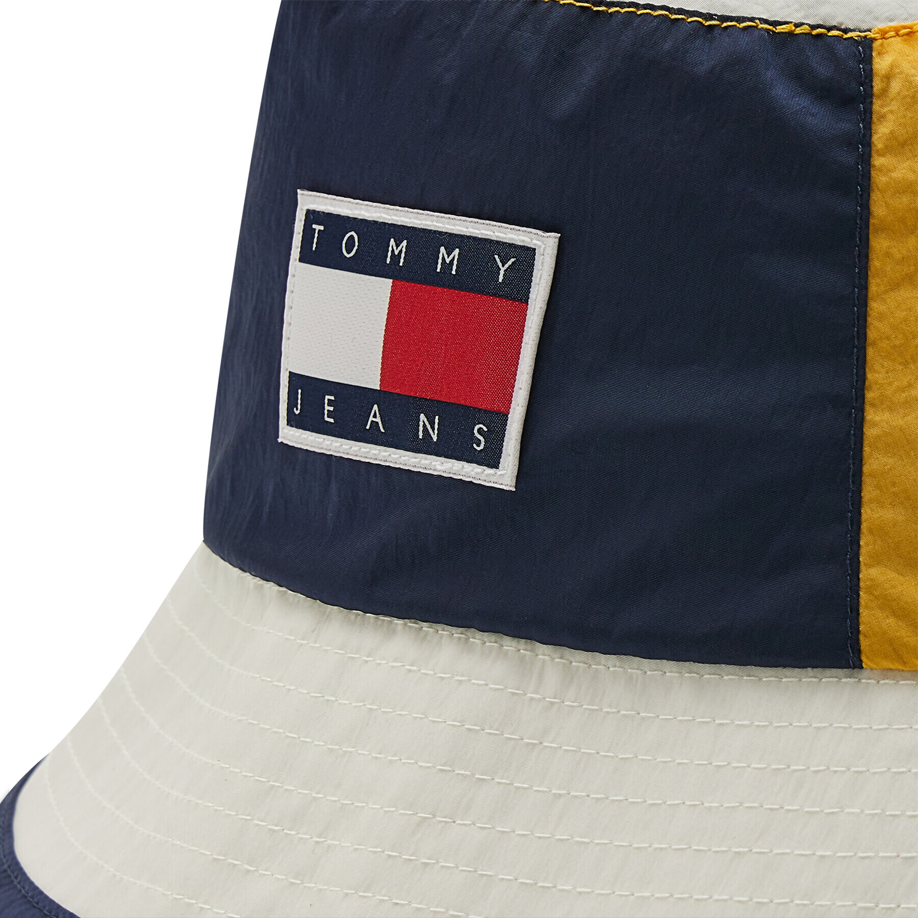 Tommy Jeans Klobúk Tjm Travel Bucket Hat AM0AM08715 Farebná - Pepit.sk