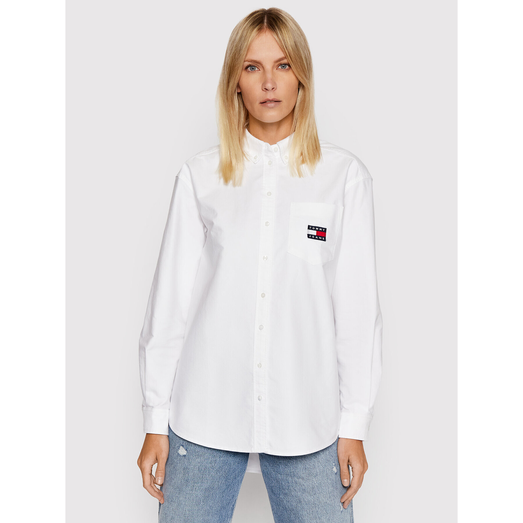 Tommy Jeans Košeľa Badge Boyfriend DW0DW11899 Biela Boyfriend Fit - Pepit.sk