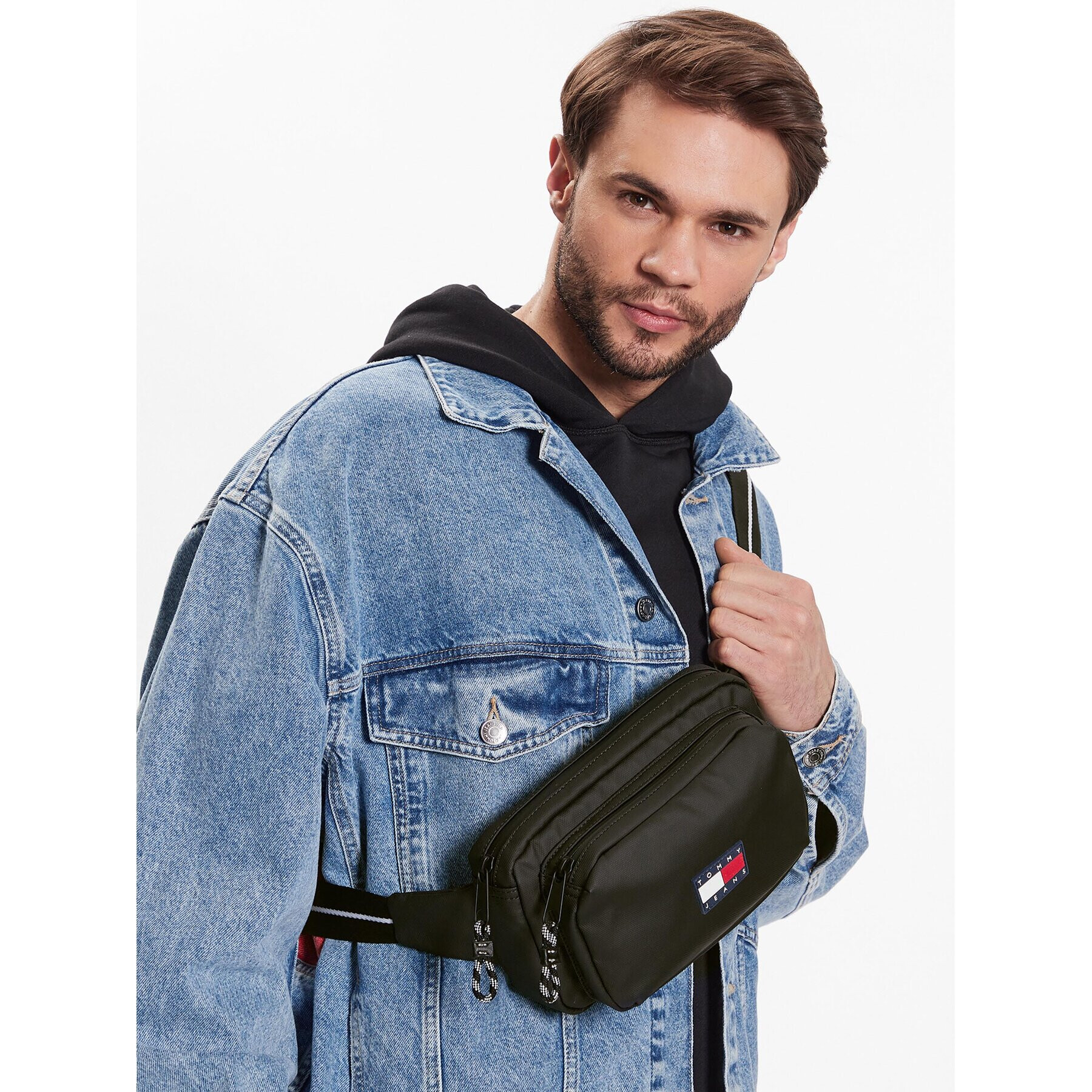 Tommy Jeans Ľadvinka Tjm Function Bum Bag AM0AM10705 Čierna - Pepit.sk