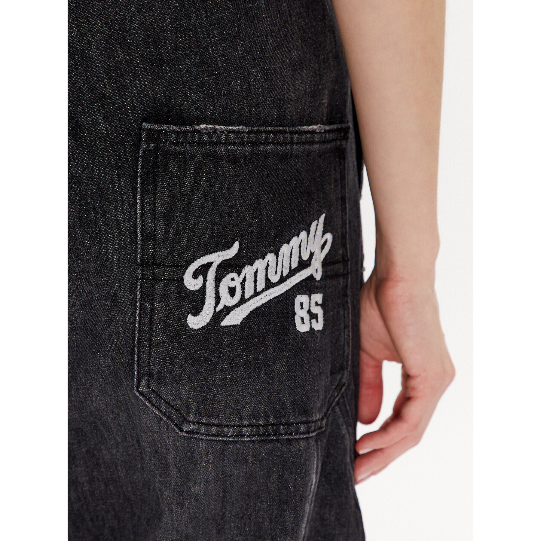 Tommy Jeans Nohavice na traky DW0DW14796 Čierna Regular Fit - Pepit.sk