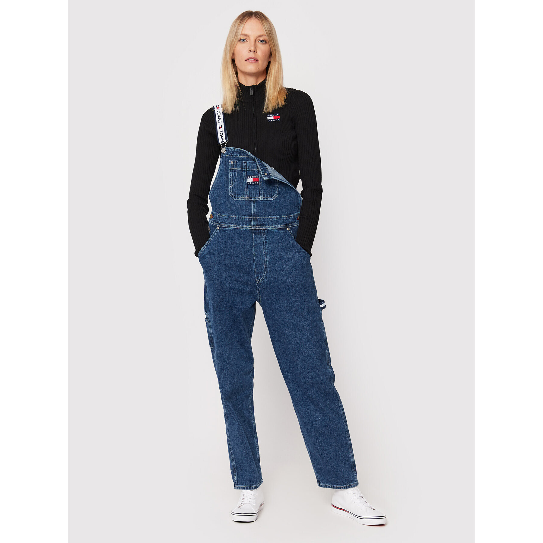 Tommy Jeans Nohavice na traky Tjw Denim Dungaree DW0DW13411 Tmavomodrá Relaxed Fit - Pepit.sk