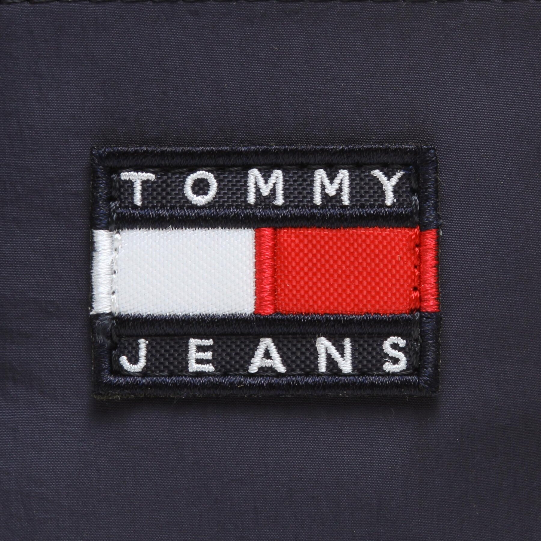 Tommy Jeans Puzdro na telefón Tjm Heritage Phone P W/Lanyard AM0AM10647 Tmavomodrá - Pepit.sk