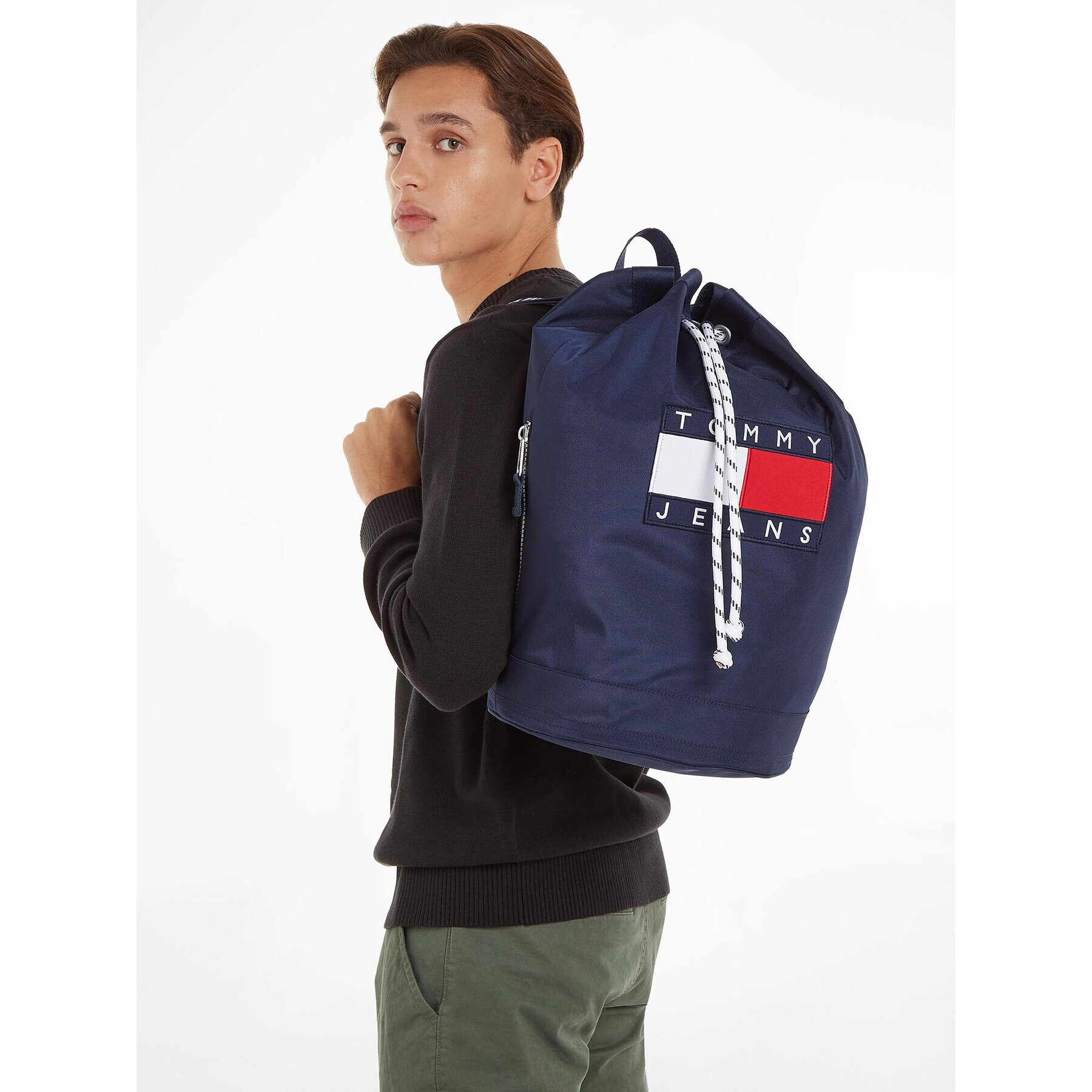 Tommy Jeans Ruksak Tjm Heritage Slingbag AM0AM11749 Tmavomodrá - Pepit.sk