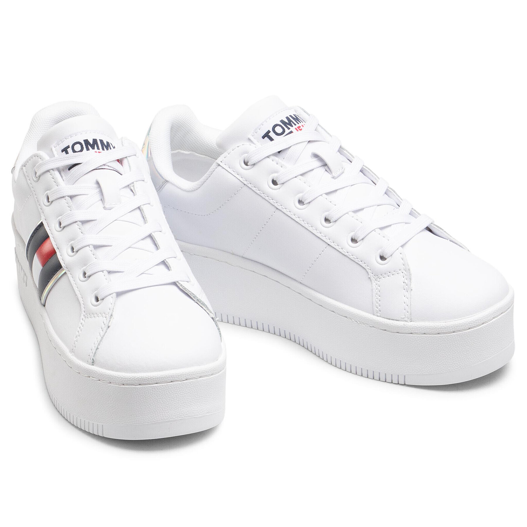 Tommy Jeans Sneakersy Iridescent Iconic Sneaker Biela - Pepit.sk